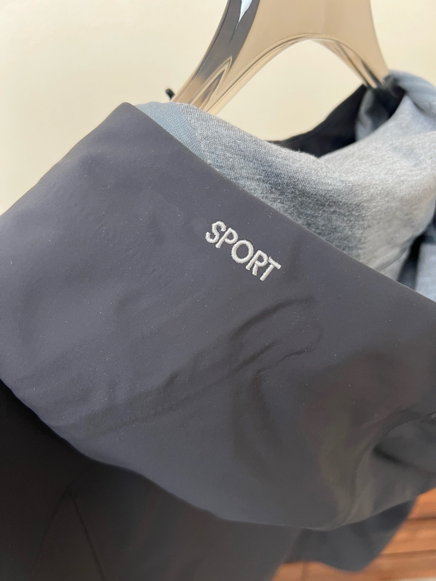 Women's Waterproof Softshell Jacket - Professional Windproof Hooded Windbreaker - Full Taped Seams &amp; 3D Logo Techwear Shell - Breathable Spring Outdoor Coat