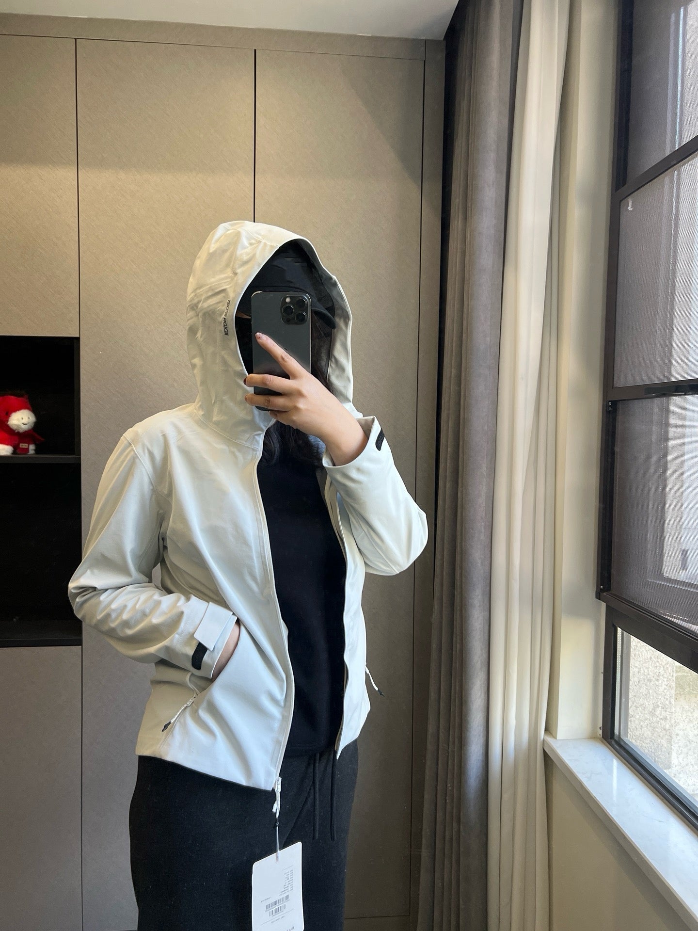 Women's Waterproof Softshell Jacket - Professional Windproof Hooded Windbreaker - Full Taped Seams &amp; 3D Logo Techwear Shell - Breathable Spring Outdoor Coat