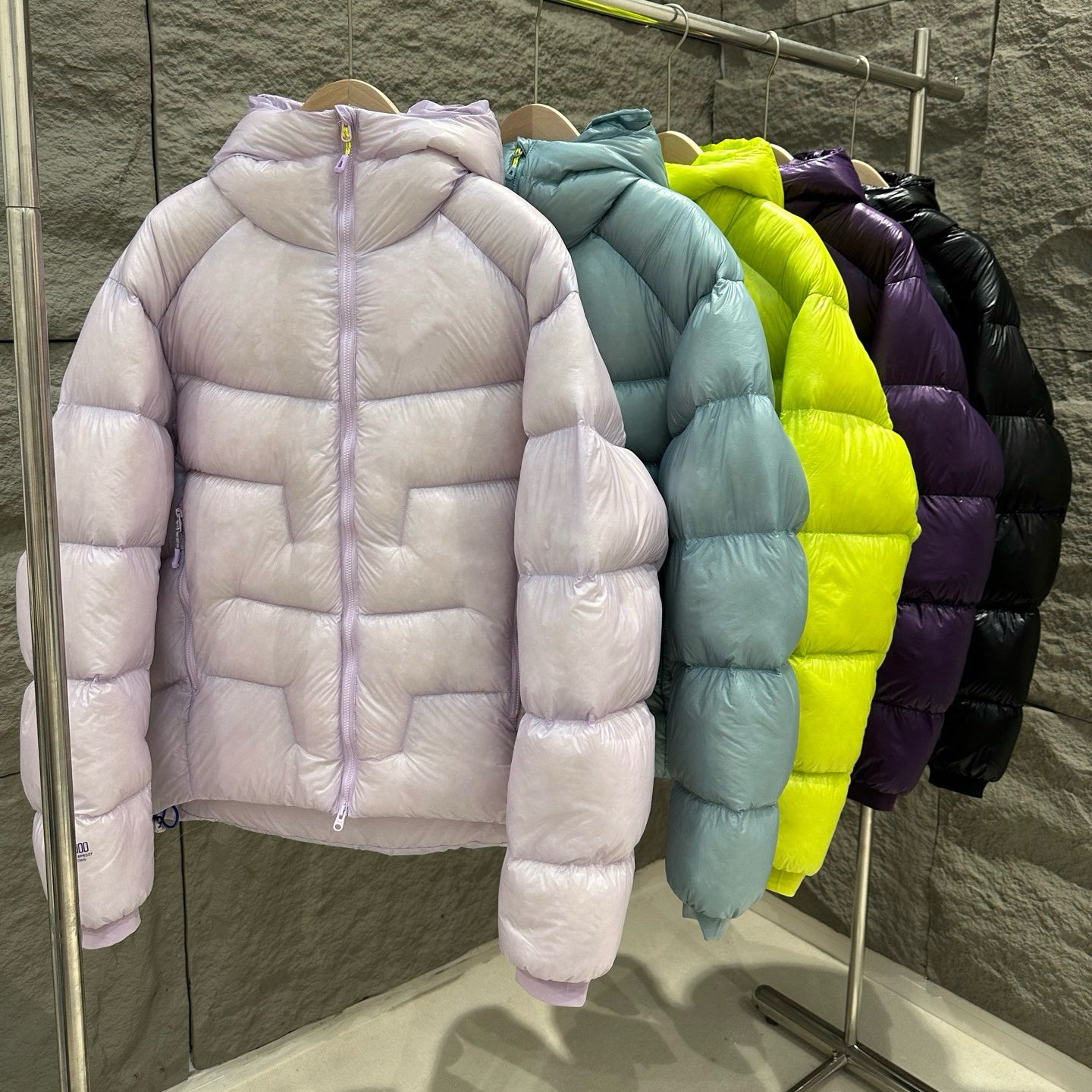 Hooded 1000 Fill Power Water-Repellent Goose Down Lightweight Insulated Outdoor Jacket for Men and Women Unisex Warm  Water-proof with Pocket 1000FP