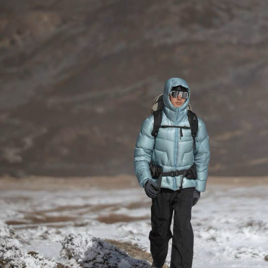 Hooded 1000 Fill Power Water-Repellent Goose Down Lightweight Insulated Outdoor Jacket for Men and Women Unisex Warm  Water-proof with Pocket 1000FP