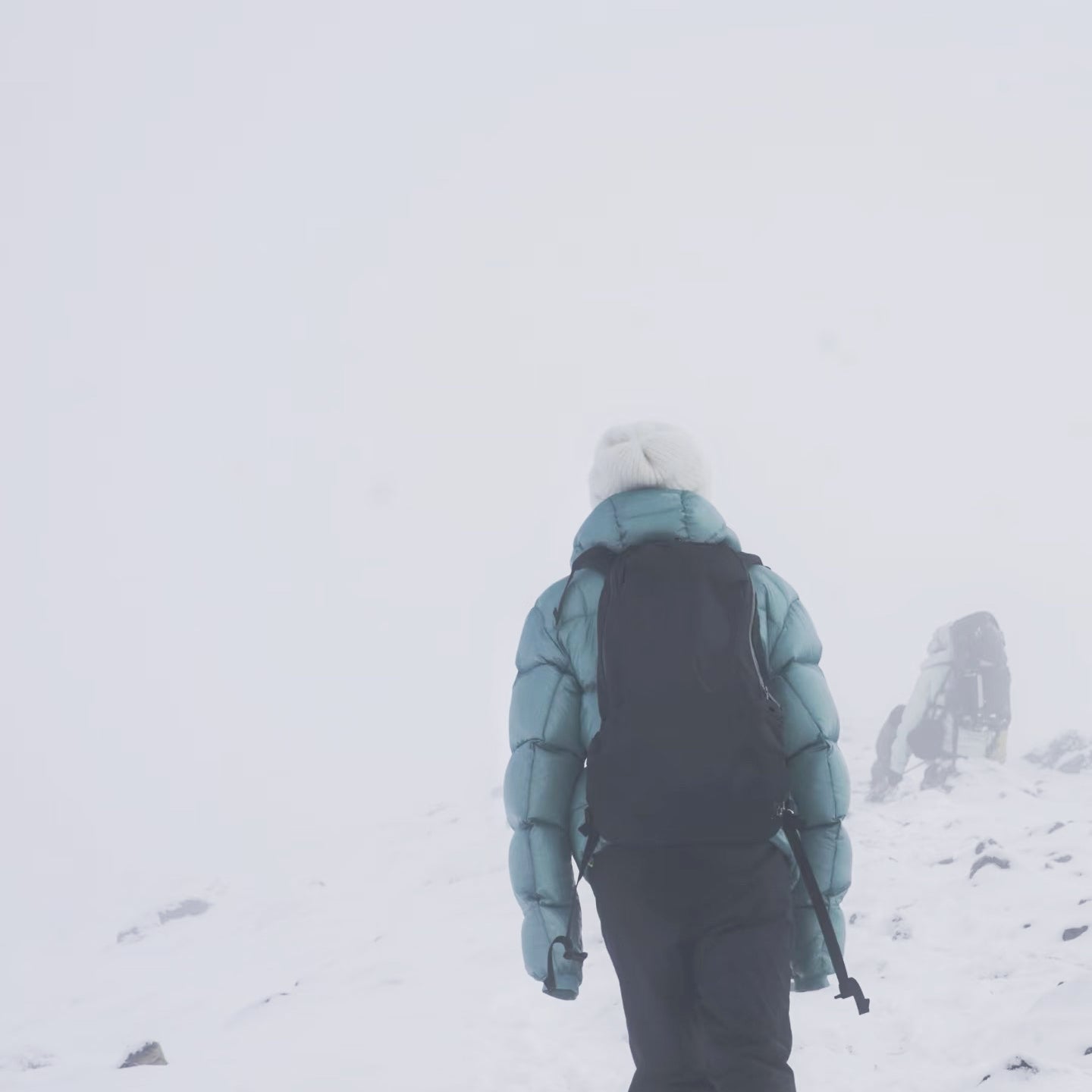 Hooded 1000 Fill Power Water-Repellent Goose Down Lightweight Insulated Outdoor Jacket for Men and Women Unisex Warm  Water-proof with Pocket 1000FP