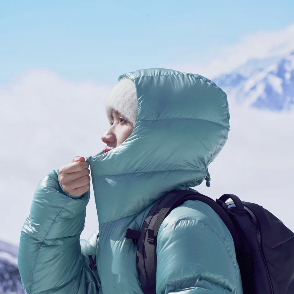 Hooded 1000 Fill Power Water-Repellent Goose Down Lightweight Insulated Outdoor Jacket for Men and Women Unisex Warm  Water-proof with Pocket 1000FP