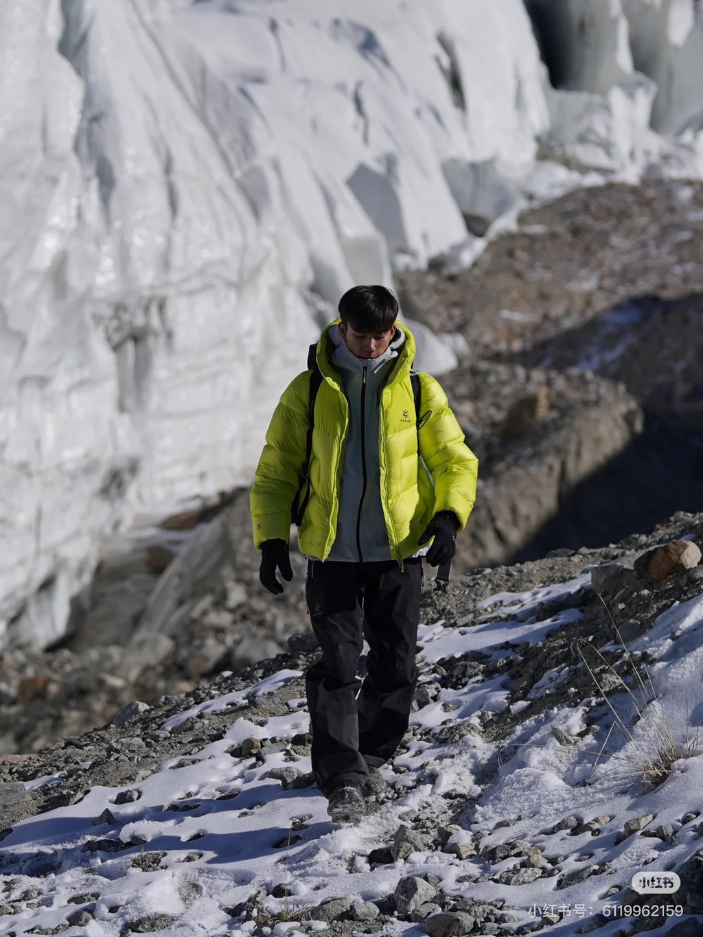 Hooded 1000 Fill Power Water-Repellent Goose Down Lightweight Insulated Outdoor Jacket for Men and Women Unisex Warm  Water-proof with Pocket 1000FP