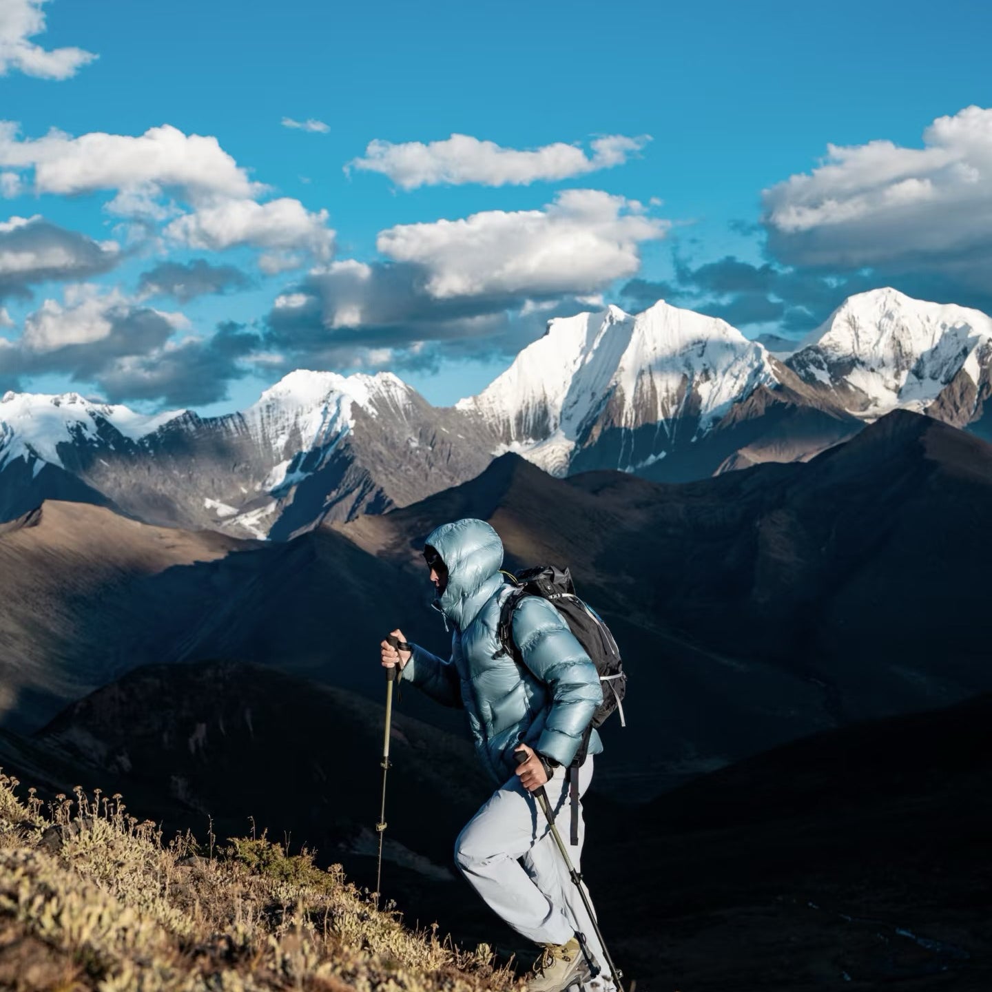 Hooded 1000 Fill Power Water-Repellent Goose Down Lightweight Insulated Outdoor Jacket for Men and Women Unisex Warm  Water-proof with Pocket 1000FP