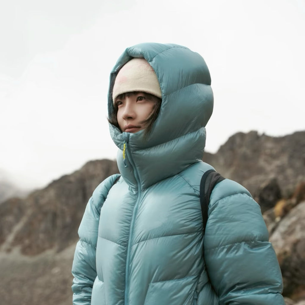 Hooded 1000 Fill Power Water-Repellent Goose Down Lightweight Insulated Outdoor Jacket for Men and Women Unisex Warm  Water-proof with Pocket 1000FP