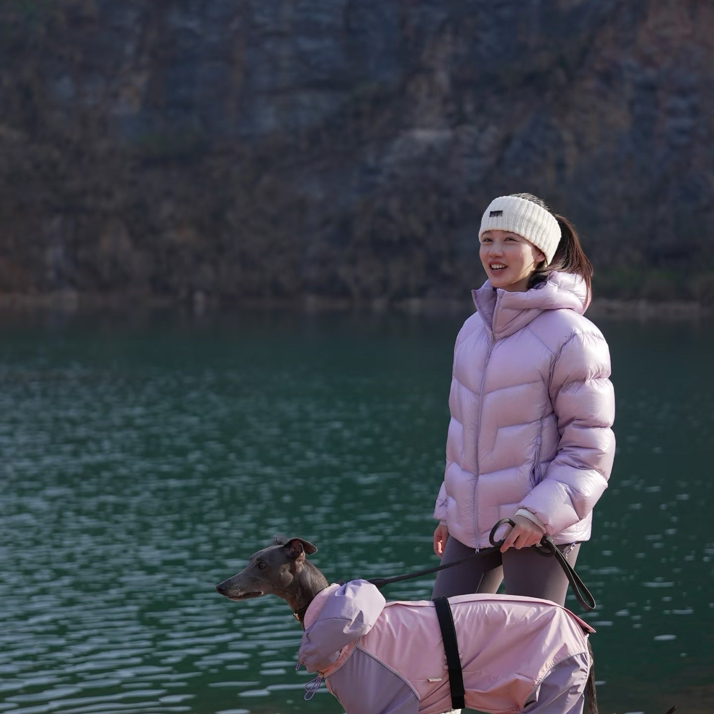 Hooded 1000 Fill Power Water-Repellent Goose Down Lightweight Insulated Outdoor Jacket for Men and Women Unisex Warm  Water-proof with Pocket 1000FP