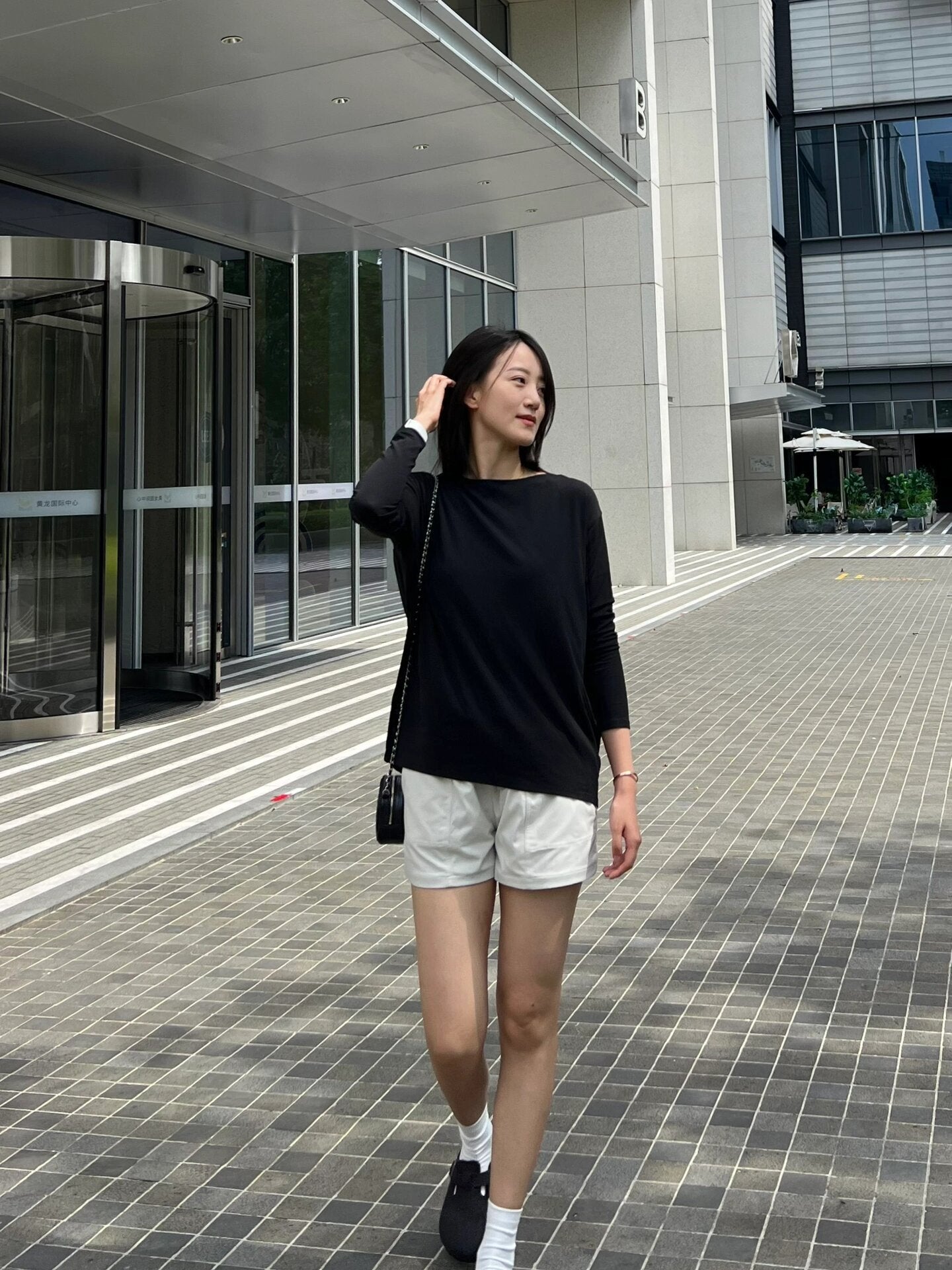 Action Yoga Wear Sun Protection Cool Sports Top Long Sleeve Versatile Base Layer Casual active wear woman