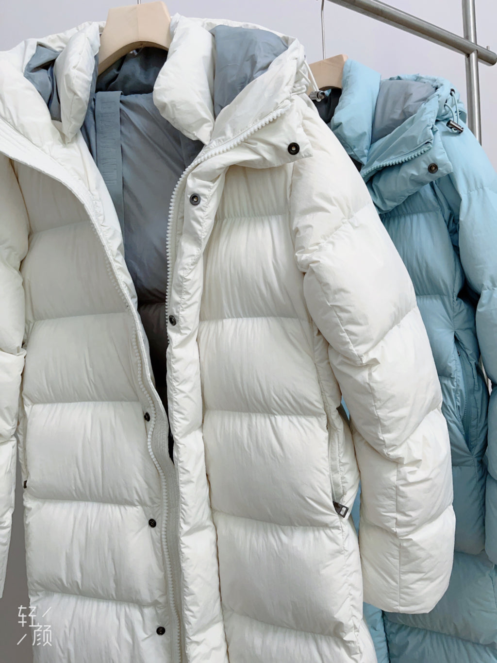 Long Duck Down Jacket With 7  horizontal baffles Hooded Warm Puffy Unisex Women Black White Grey Easy Clean 850FP model2360