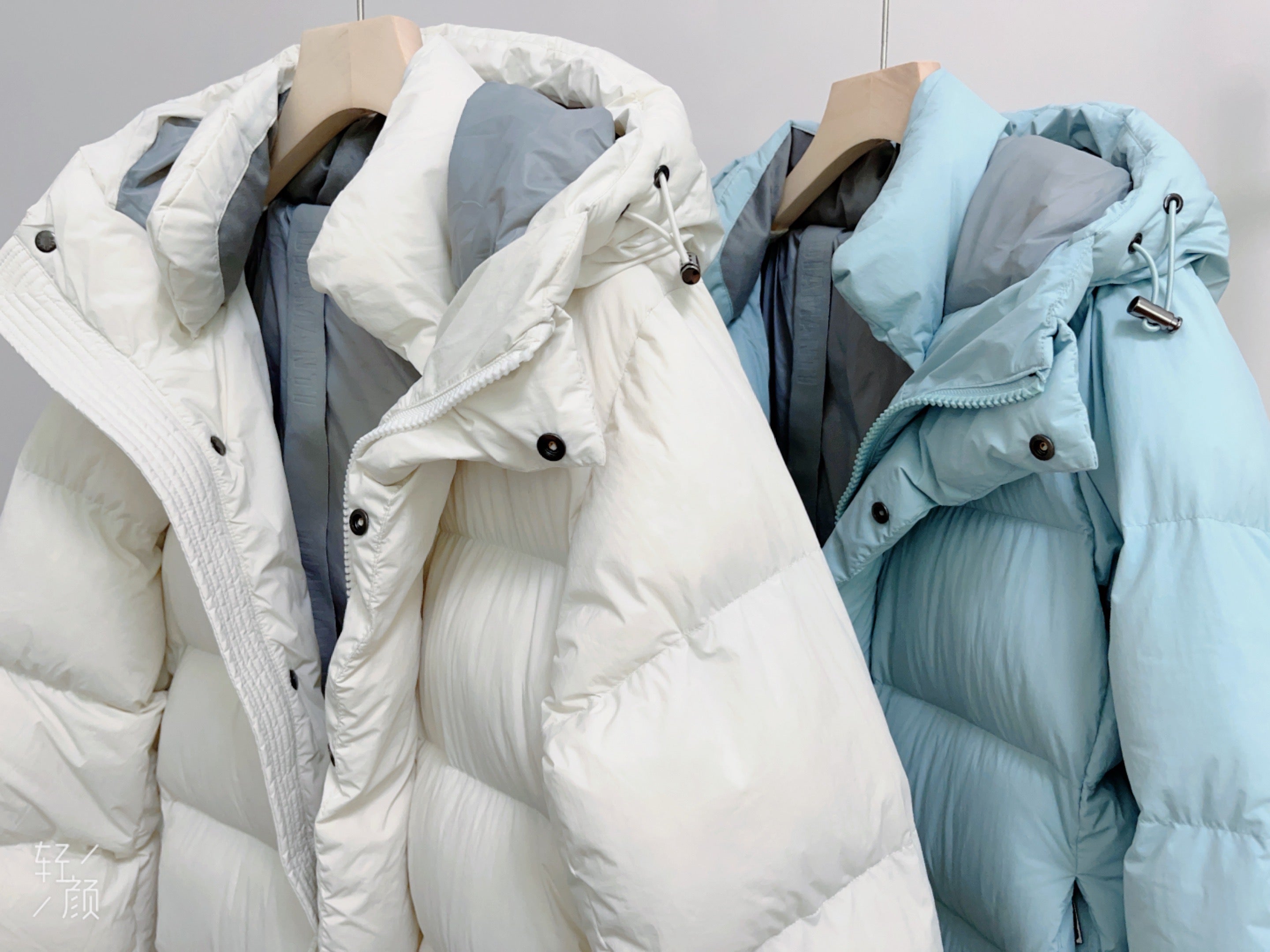 Long Duck Down Jacket With 7  horizontal baffles Hooded Warm Puffy Unisex Women Black White Grey Easy Clean 850FP model2360