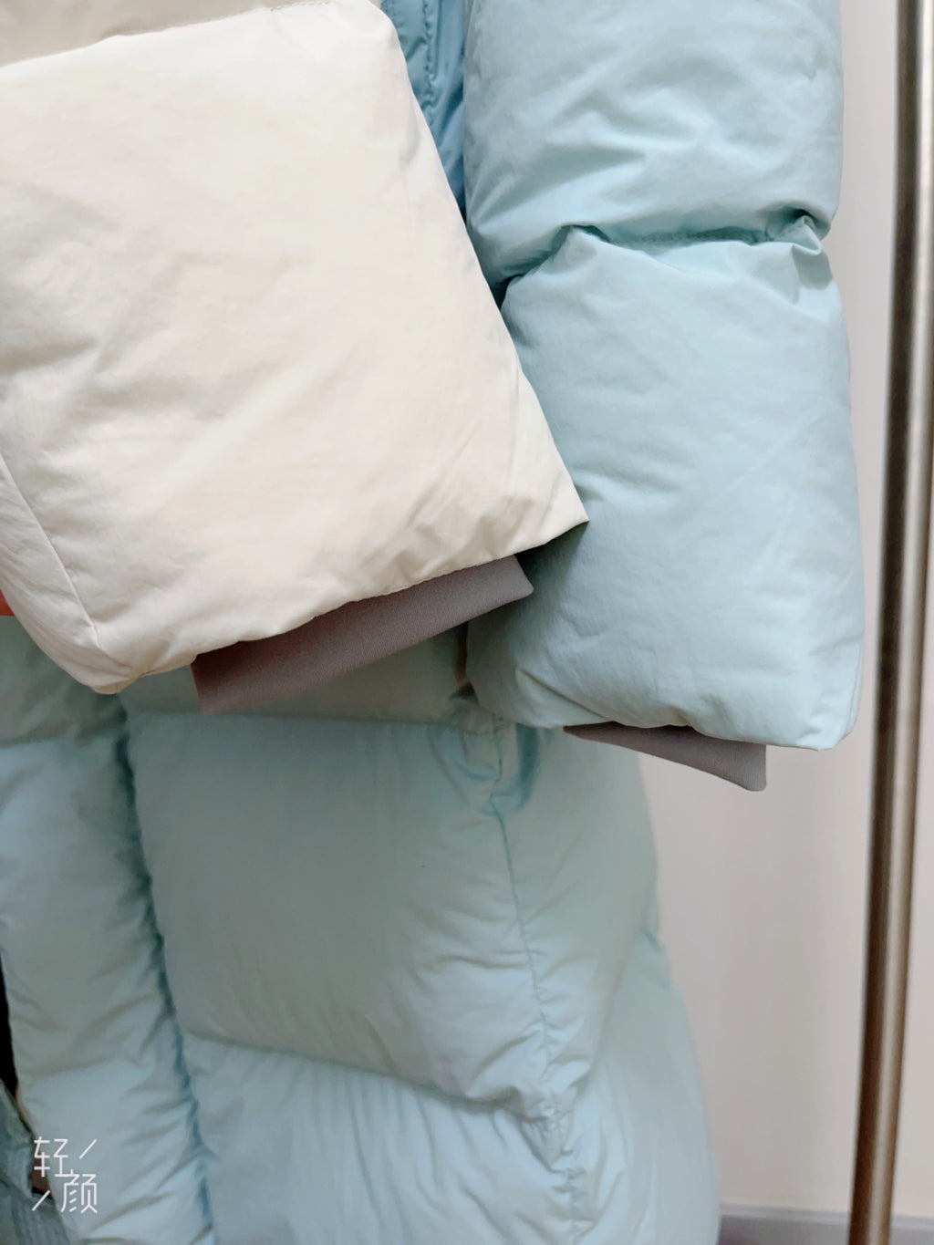 Long Duck Down Jacket With 7  horizontal baffles Hooded Warm Puffy Unisex Women Black White Grey Easy Clean 850FP model2360