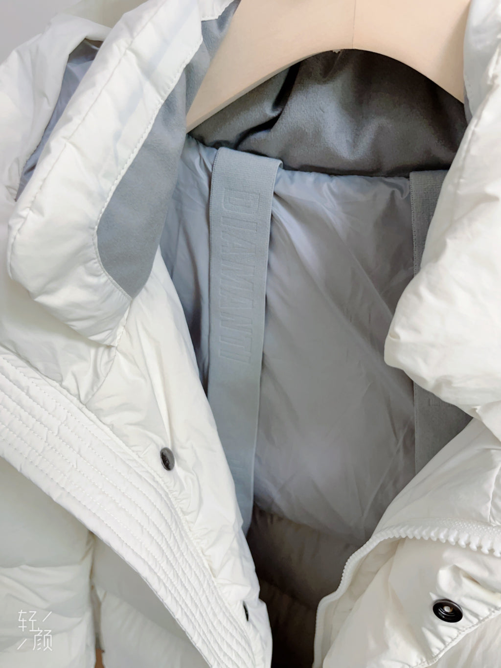 Long Duck Down Jacket With 7  horizontal baffles Hooded Warm Puffy Unisex Women Black White Grey Easy Clean 850FP model2360