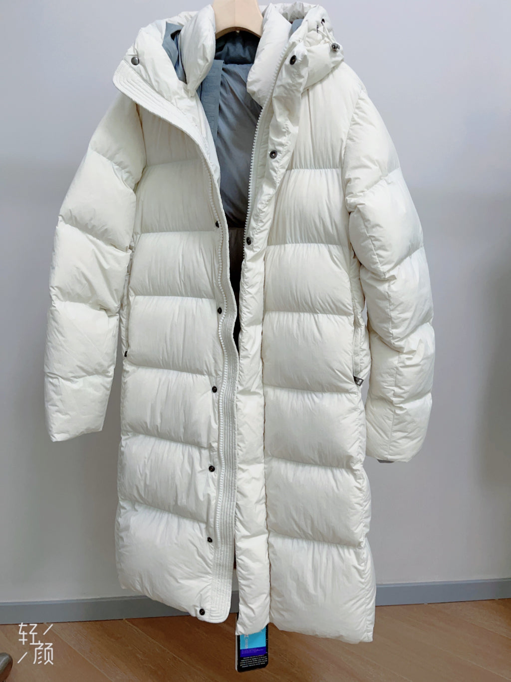 Long Duck Down Jacket With 7  horizontal baffles Hooded Warm Puffy Unisex Women Black White Grey Easy Clean 850FP model2360