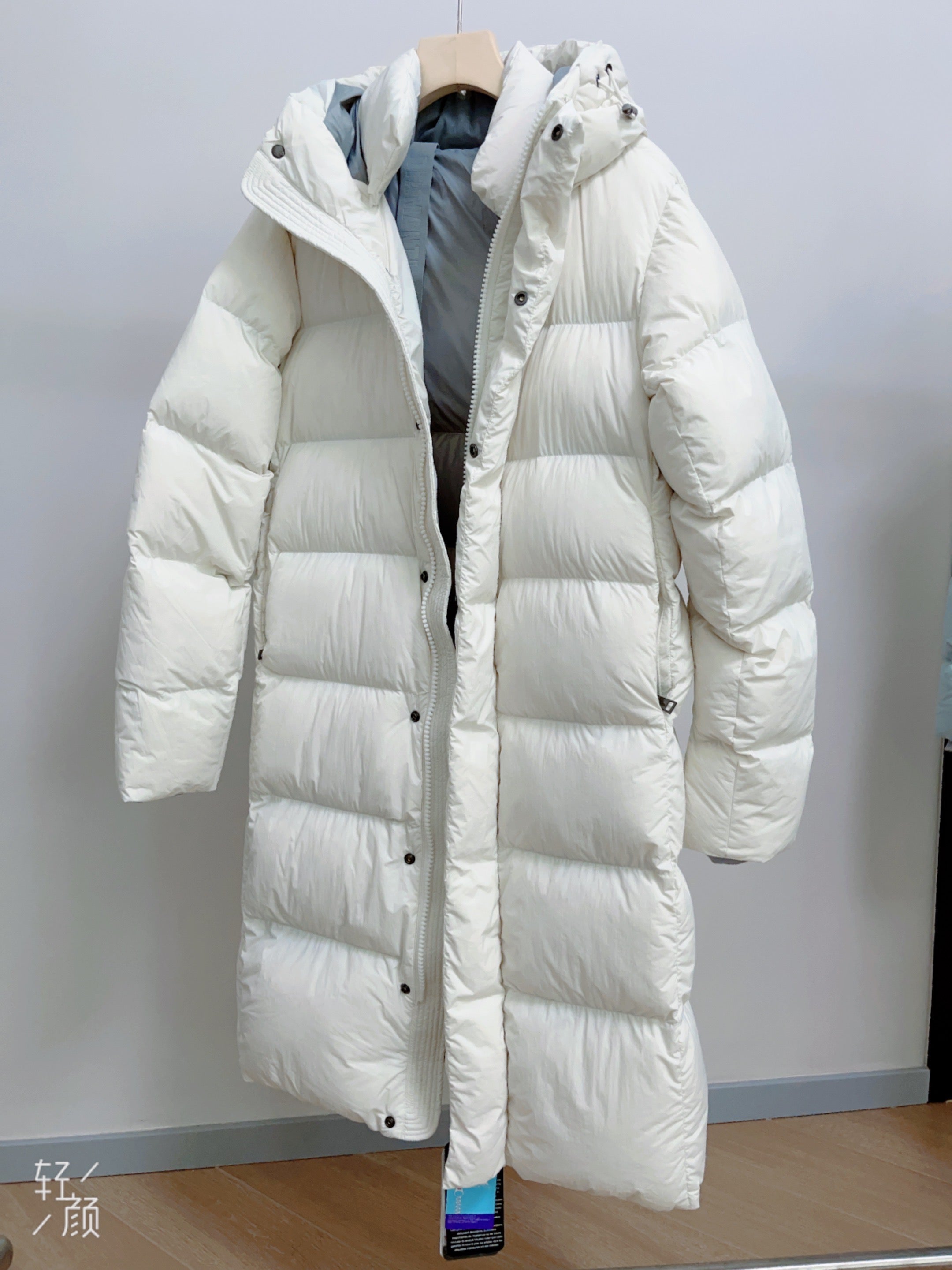 Long Duck Down Jacket With 7  horizontal baffles Hooded Warm Puffy Unisex Women Black White Grey Easy Clean 850FP model2360