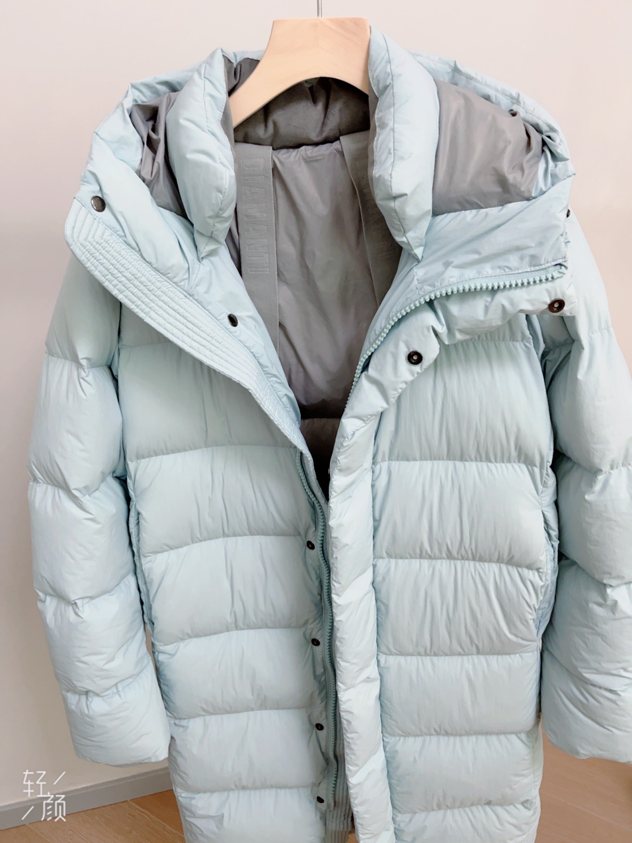 Long Duck Down Jacket With 7  horizontal baffles Hooded Warm Puffy Unisex Women Black White Grey Easy Clean 850FP model2360