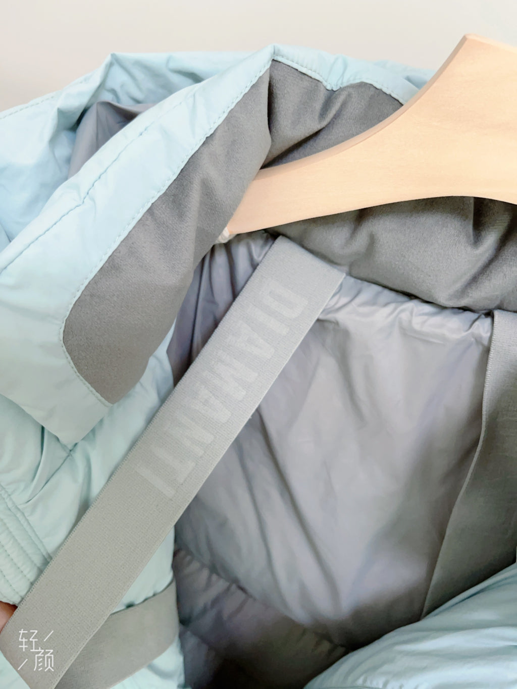 Long Duck Down Jacket With 7  horizontal baffles Hooded Warm Puffy Unisex Women Black White Grey Easy Clean 850FP model2360