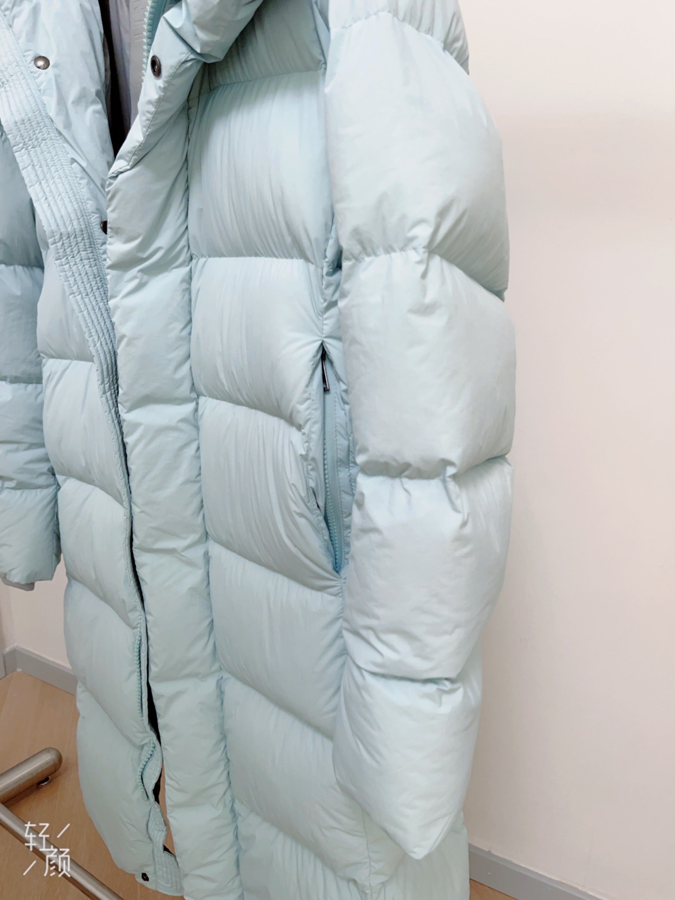 Long Duck Down Jacket With 7  horizontal baffles Hooded Warm Puffy Unisex Women Black White Grey Easy Clean 850FP model2360