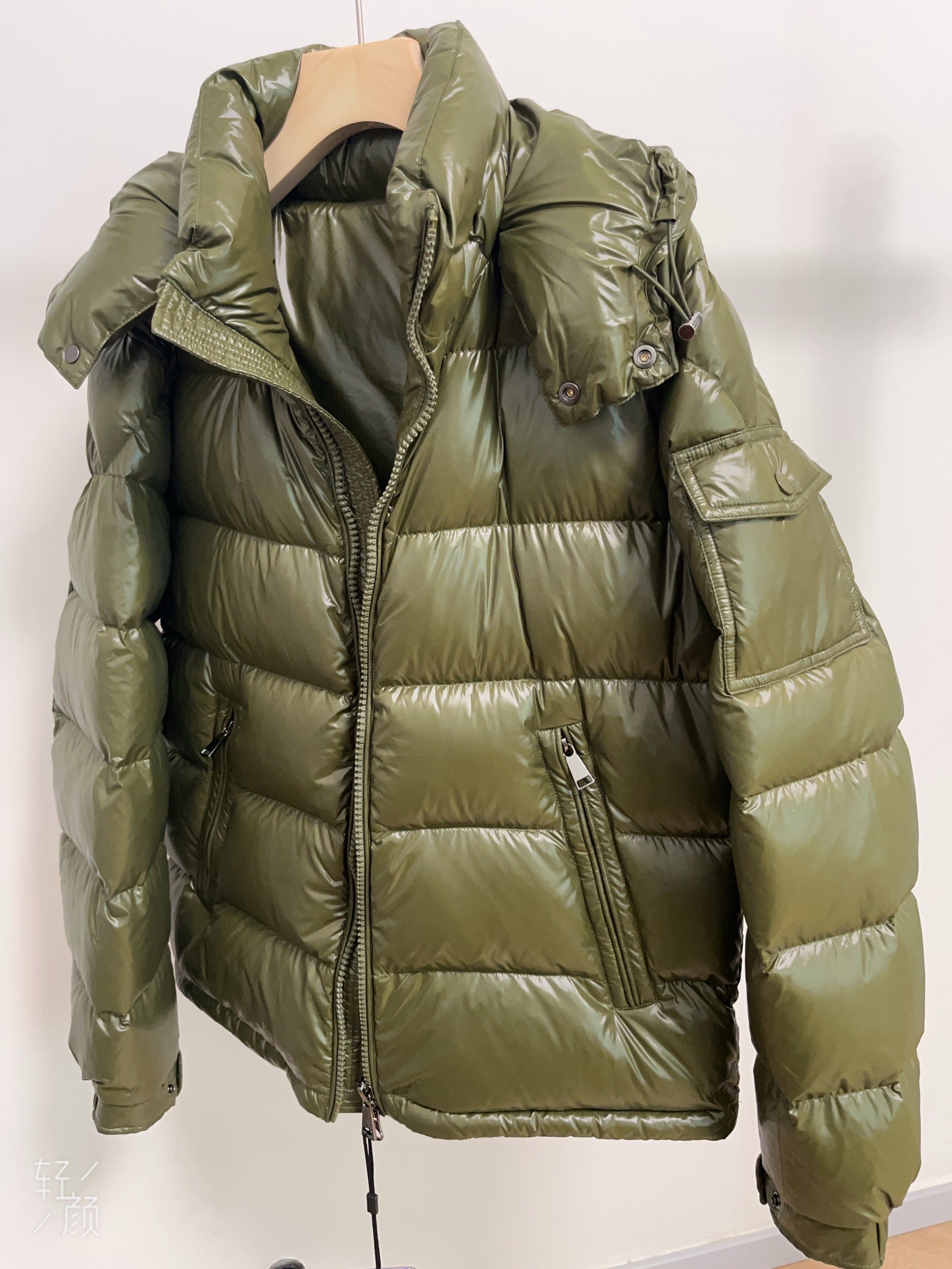 Goose DownJacket hooded  Man Unisex Endurable Easy Clean Warm Lightweight 850FP model 1903