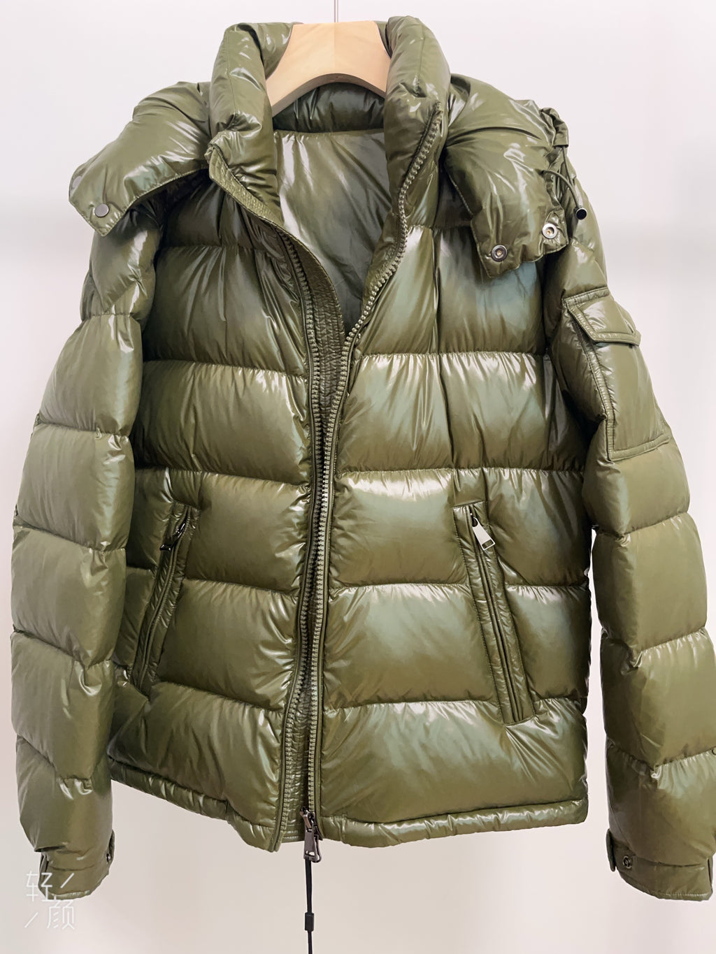 Goose DownJacket hooded  Man Unisex Endurable Easy Clean Warm Lightweight 850FP model 1903