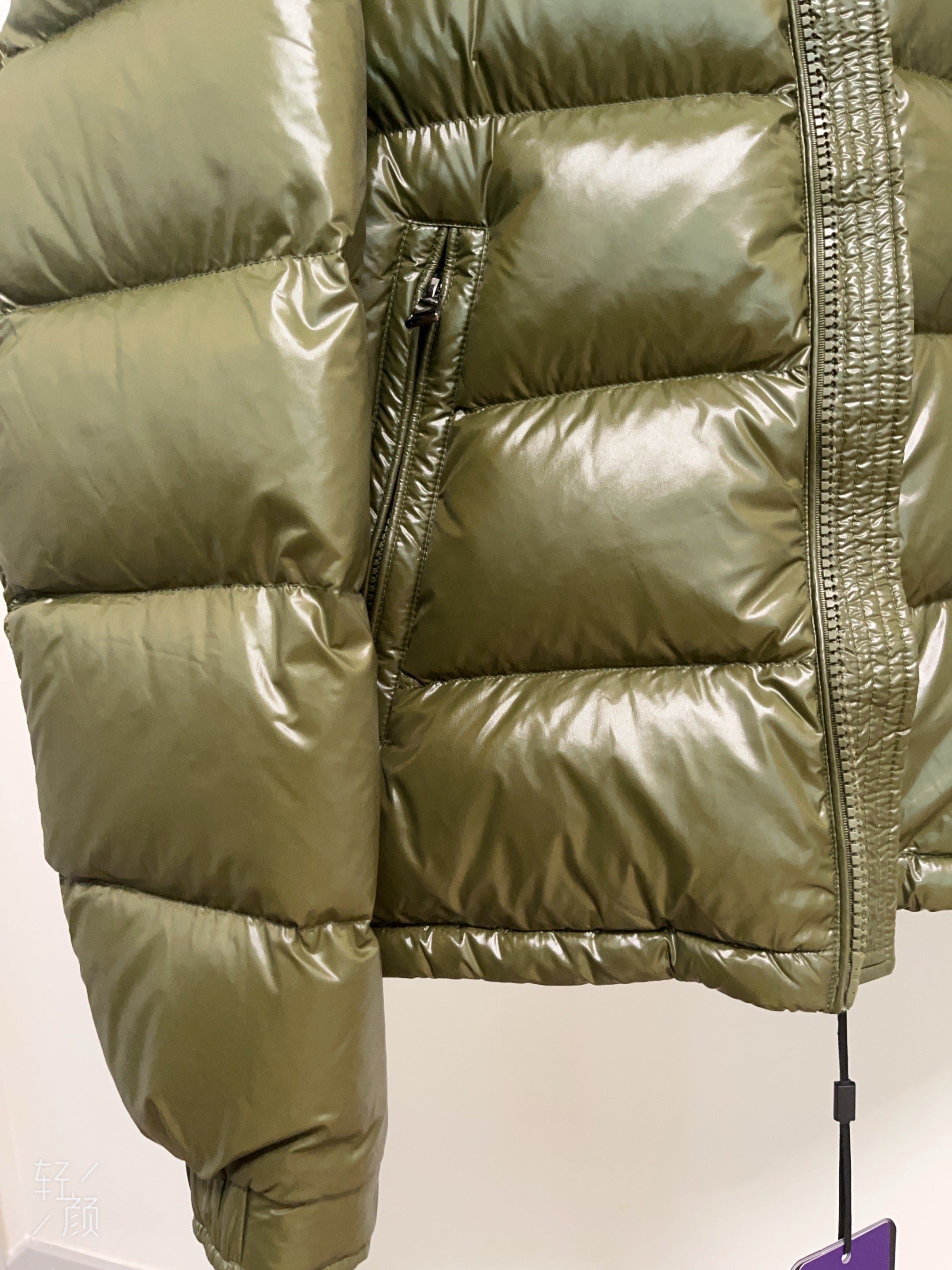 Goose DownJacket hooded  Man Unisex Endurable Easy Clean Warm Lightweight 850FP model 1903