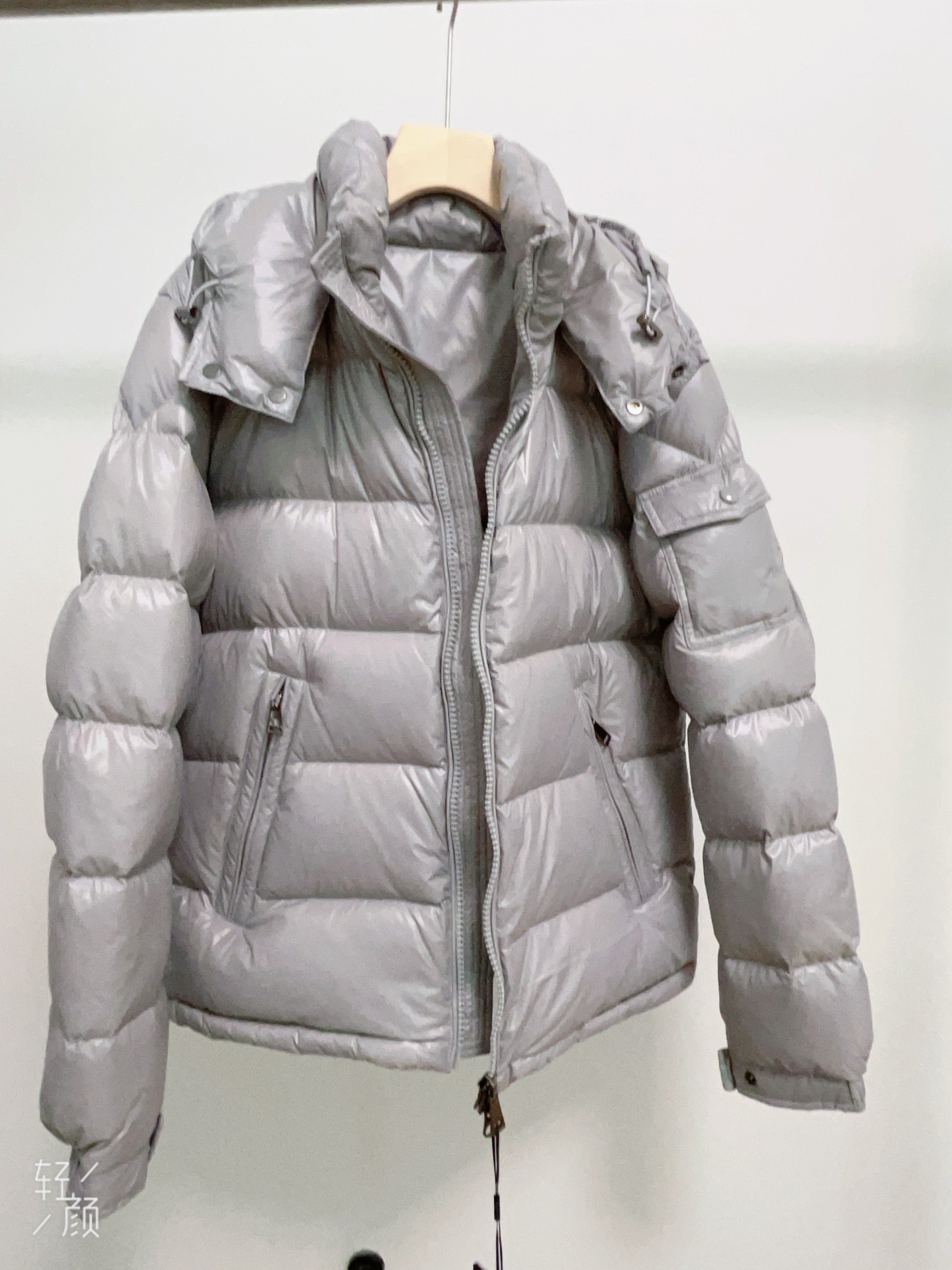 Goose DownJacket hooded  Man Unisex Endurable Easy Clean Warm Lightweight 850FP model 1903