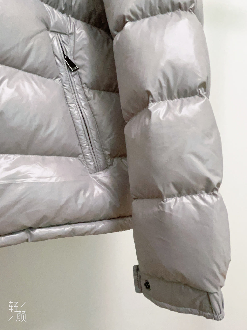 Goose DownJacket hooded  Man Unisex Endurable Easy Clean Warm Lightweight 850FP model 1903