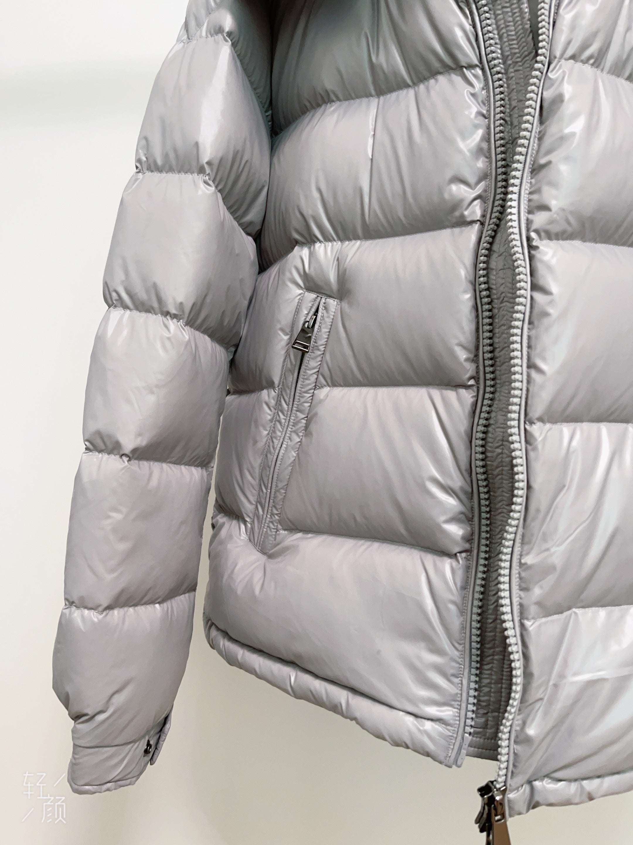 Goose DownJacket hooded  Man Unisex Endurable Easy Clean Warm Lightweight 850FP model 1903