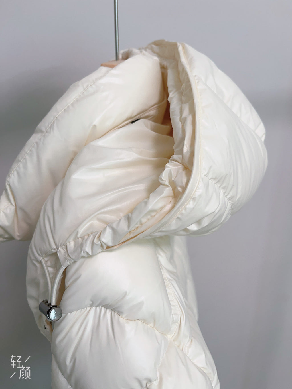 Goose DownJacket hooded  Women Endurable Easy Clean Warm Lightweight 850FP model 1903