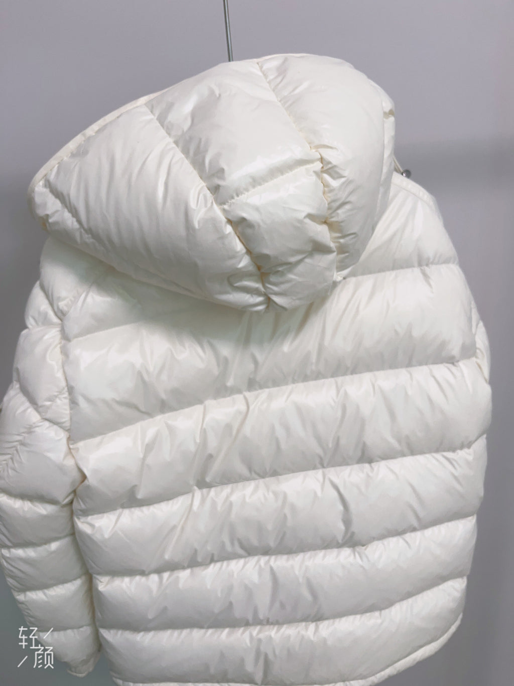 Goose DownJacket hooded  Women Endurable Easy Clean Warm Lightweight 850FP model 1903