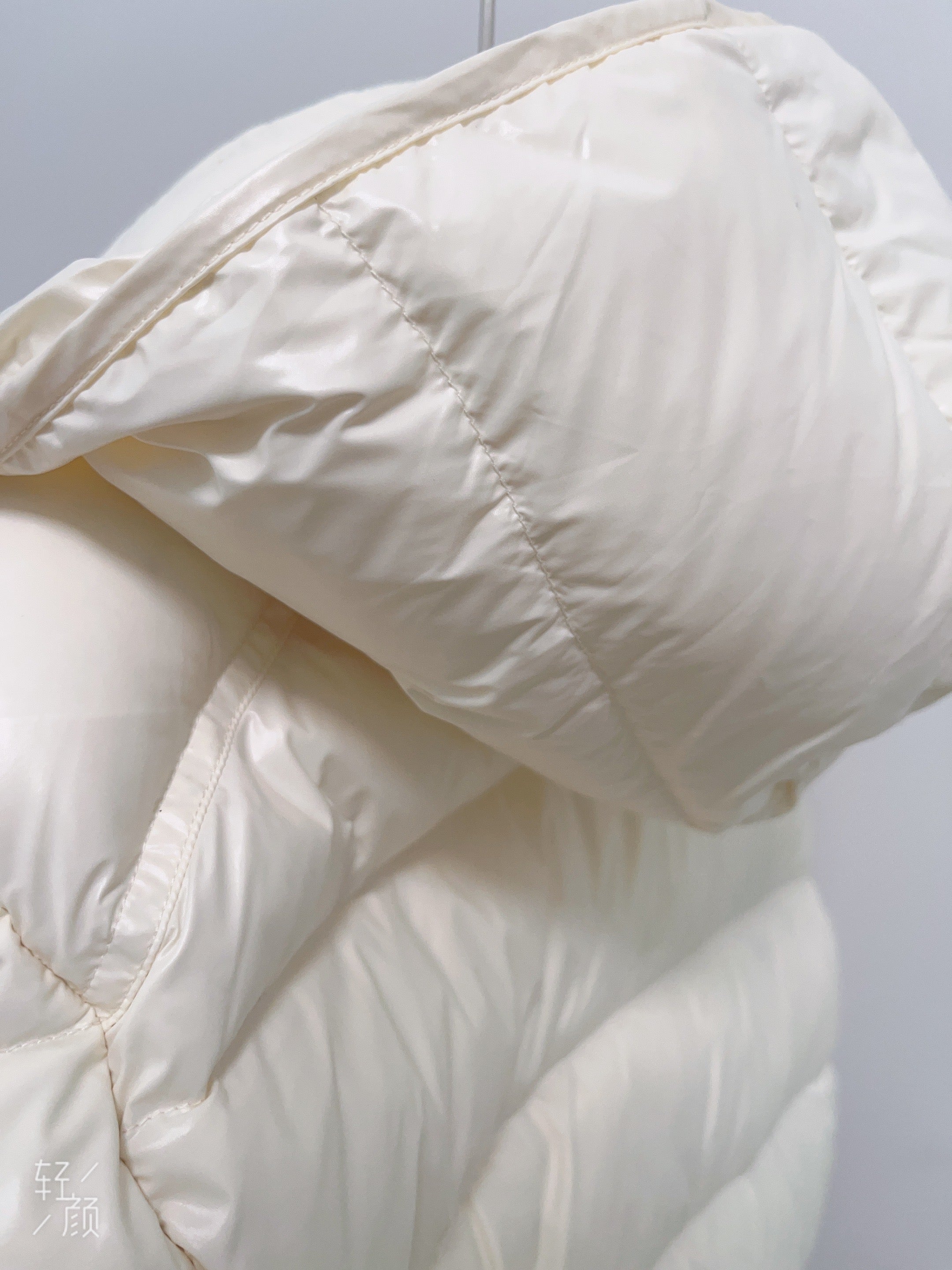 Goose DownJacket hooded  Women Endurable Easy Clean Warm Lightweight 850FP model 1903