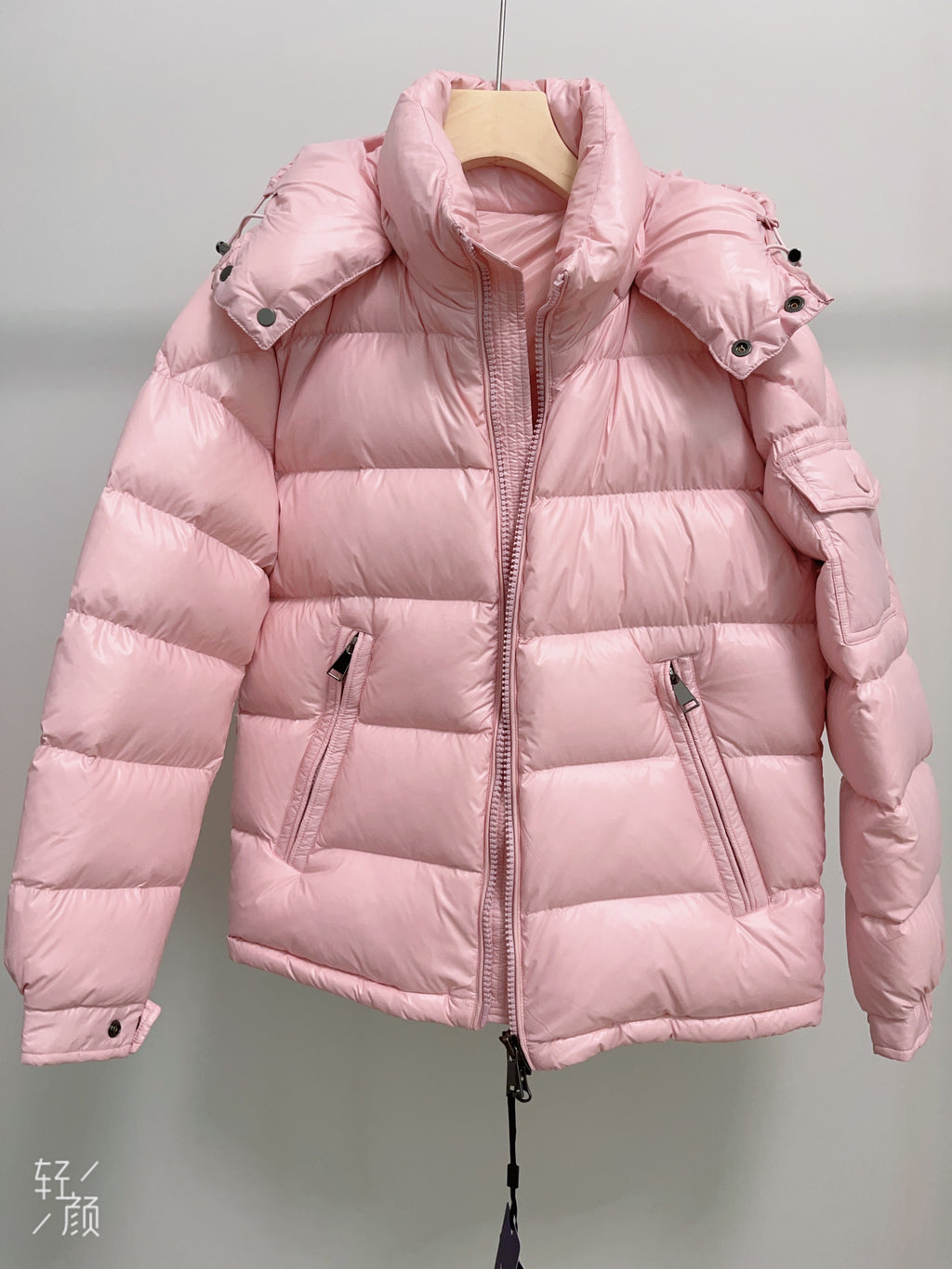 Goose DownJacket hooded  Women Endurable Easy Clean Warm Lightweight 850FP model 1903