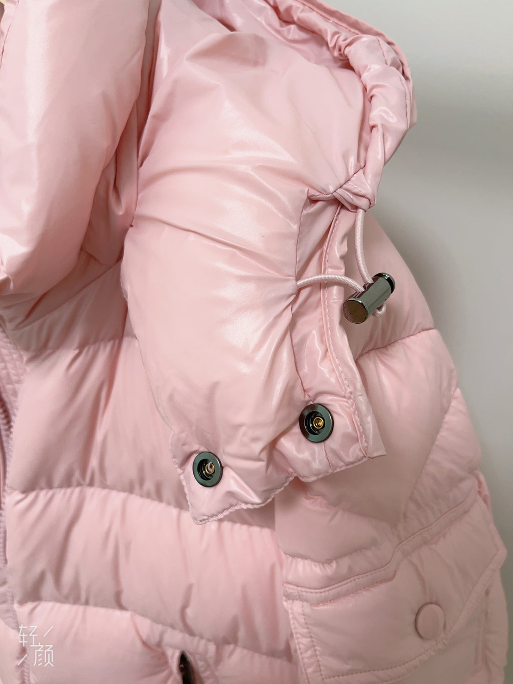 Goose DownJacket hooded  Women Endurable Easy Clean Warm Lightweight 850FP model 1903