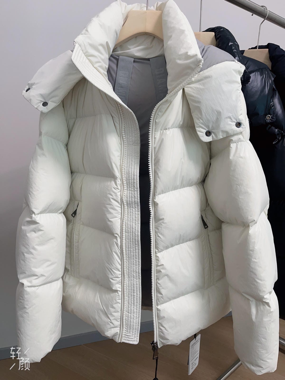 White Duck Down Hooded Jacket Puffy Fluffy Woman Cloud-like Soft Warm Unisex Man Pocket Hood Black 850FP Model2306