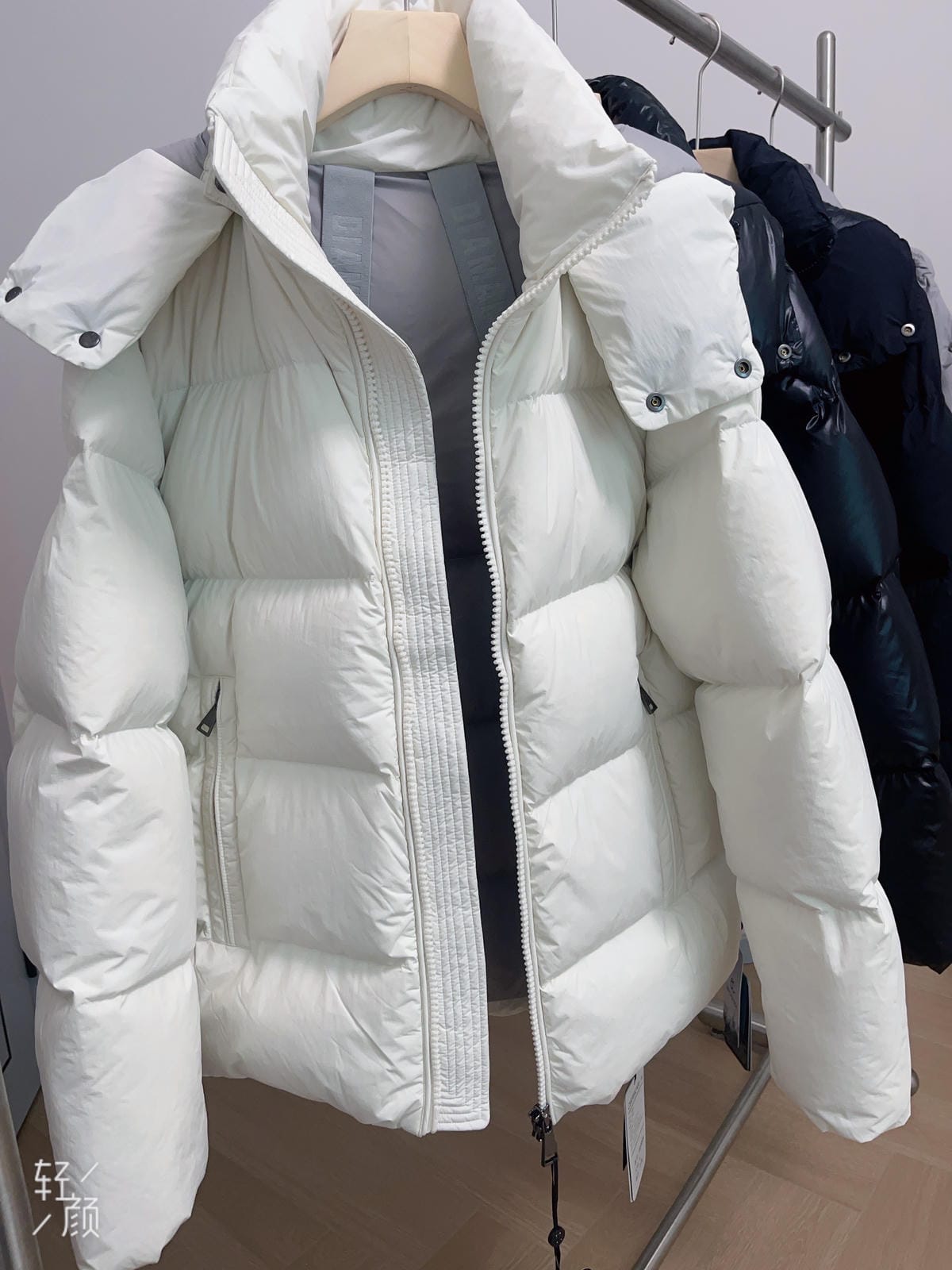 White Duck Down Hooded Jacket Puffy Fluffy Woman Cloud-like Soft Warm Unisex Man Pocket Hood Black 850FP Model2306