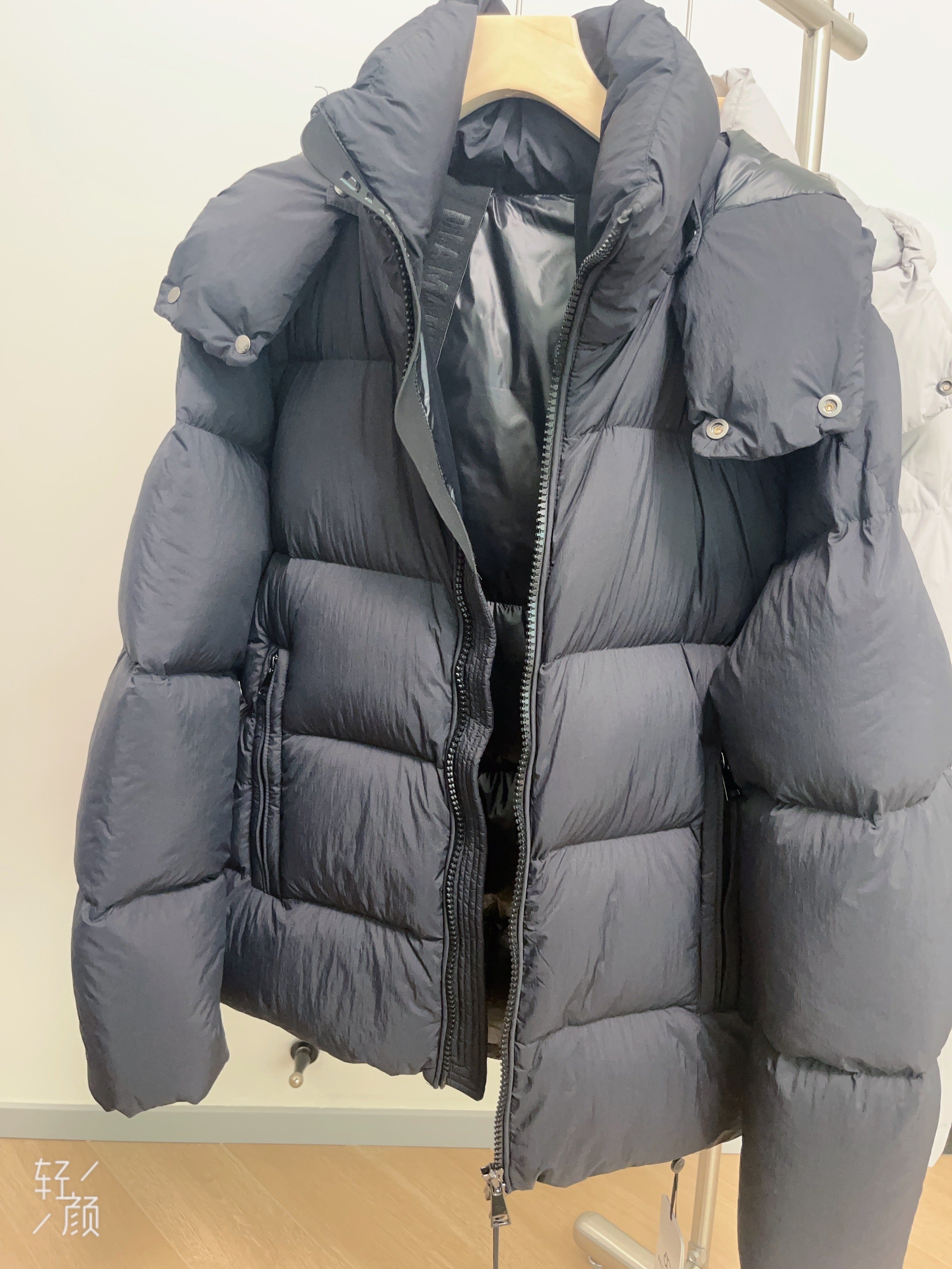 White Duck Down Hooded Jacket Puffy Fluffy Woman Cloud-like Soft Warm Unisex Man Pocket Hood Black 850FP Model2306