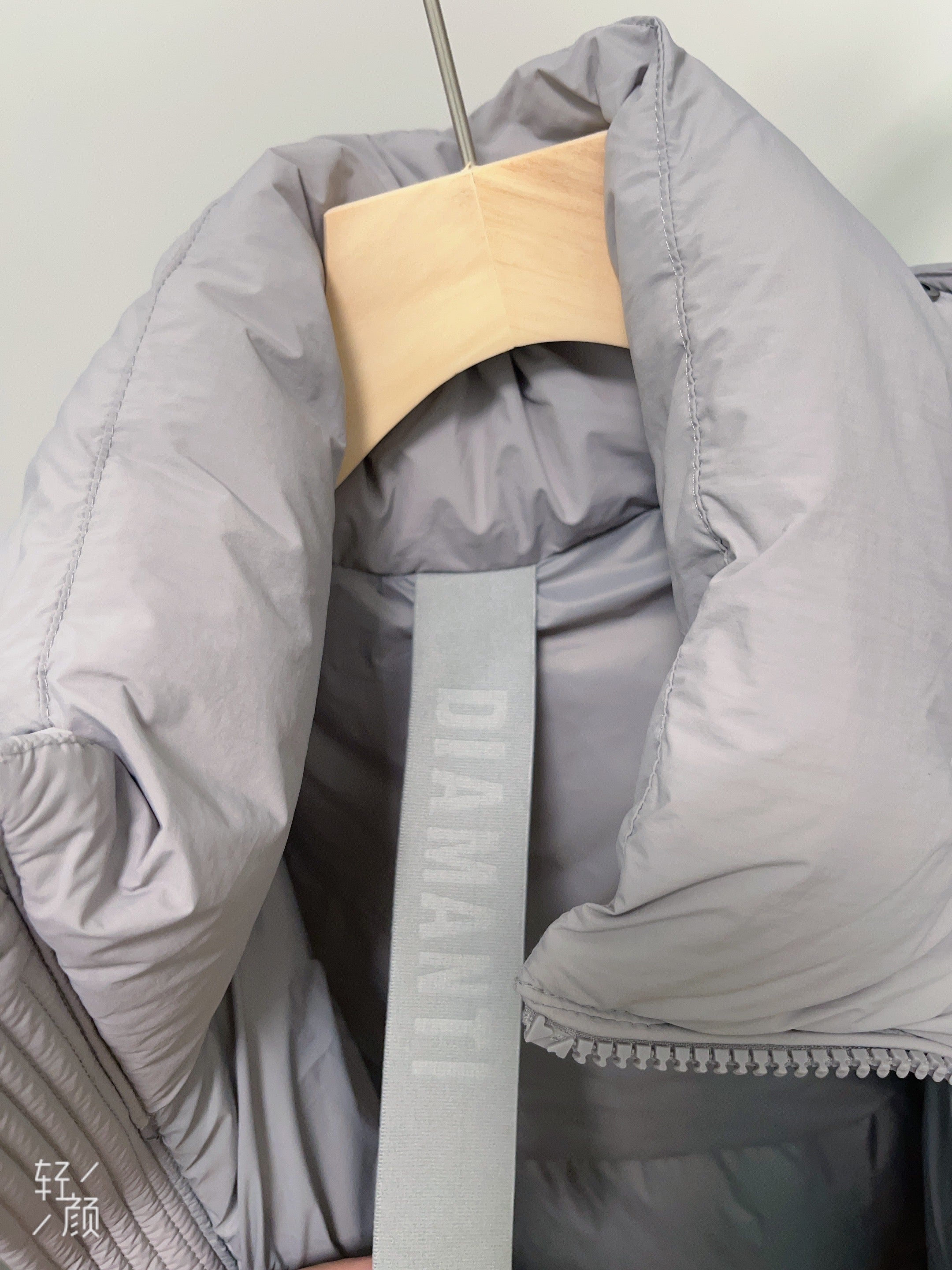 White Duck Down Hooded Jacket Puffy Fluffy Unisex Cloud-like Soft Warm Unisex Man Pocket Hood Black 850FP model 2306