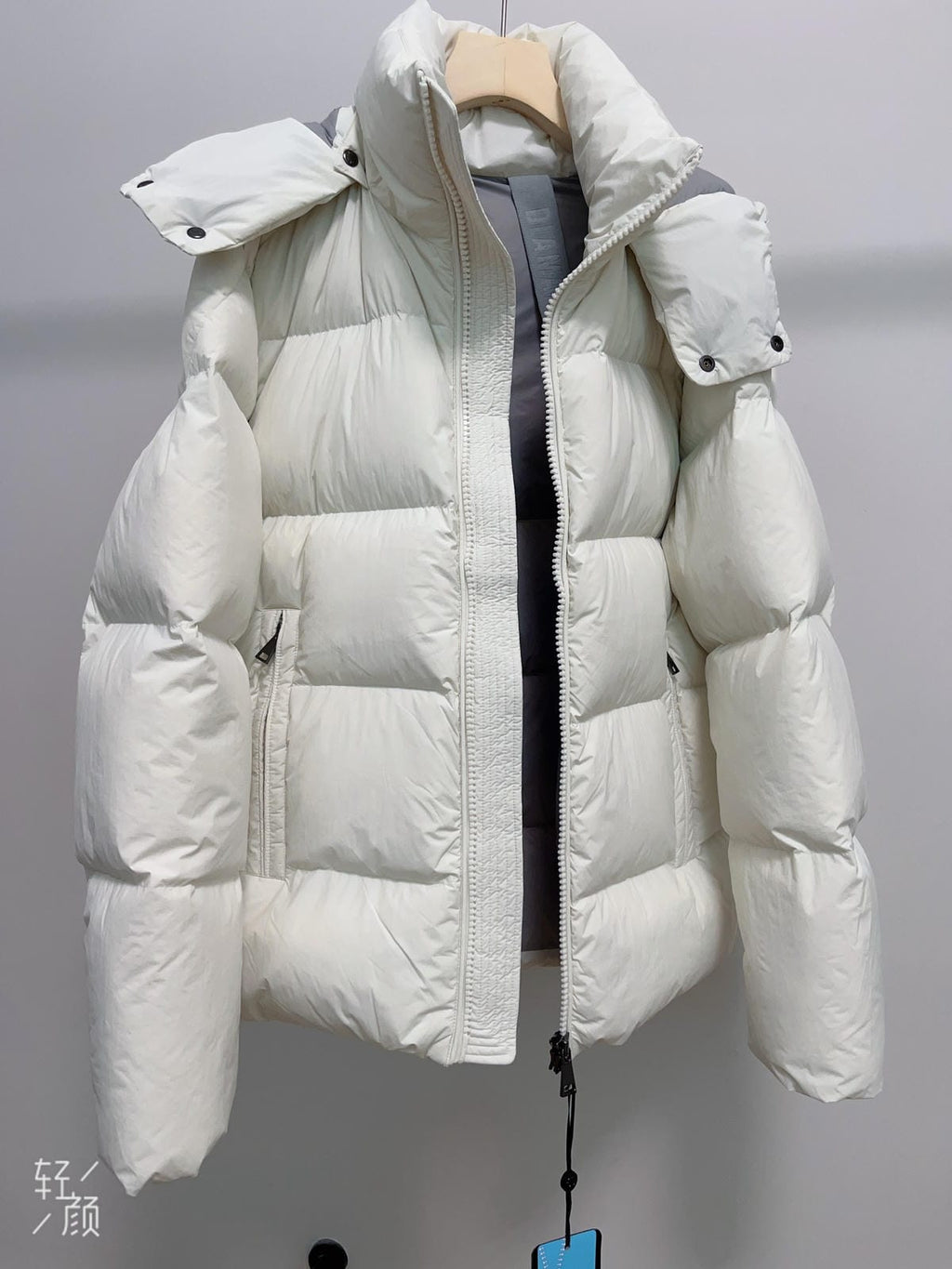 White Duck Down Hooded Jacket Puffy Fluffy Woman Cloud-like Soft Warm Unisex Man Pocket Hood Black 850FP Model2306