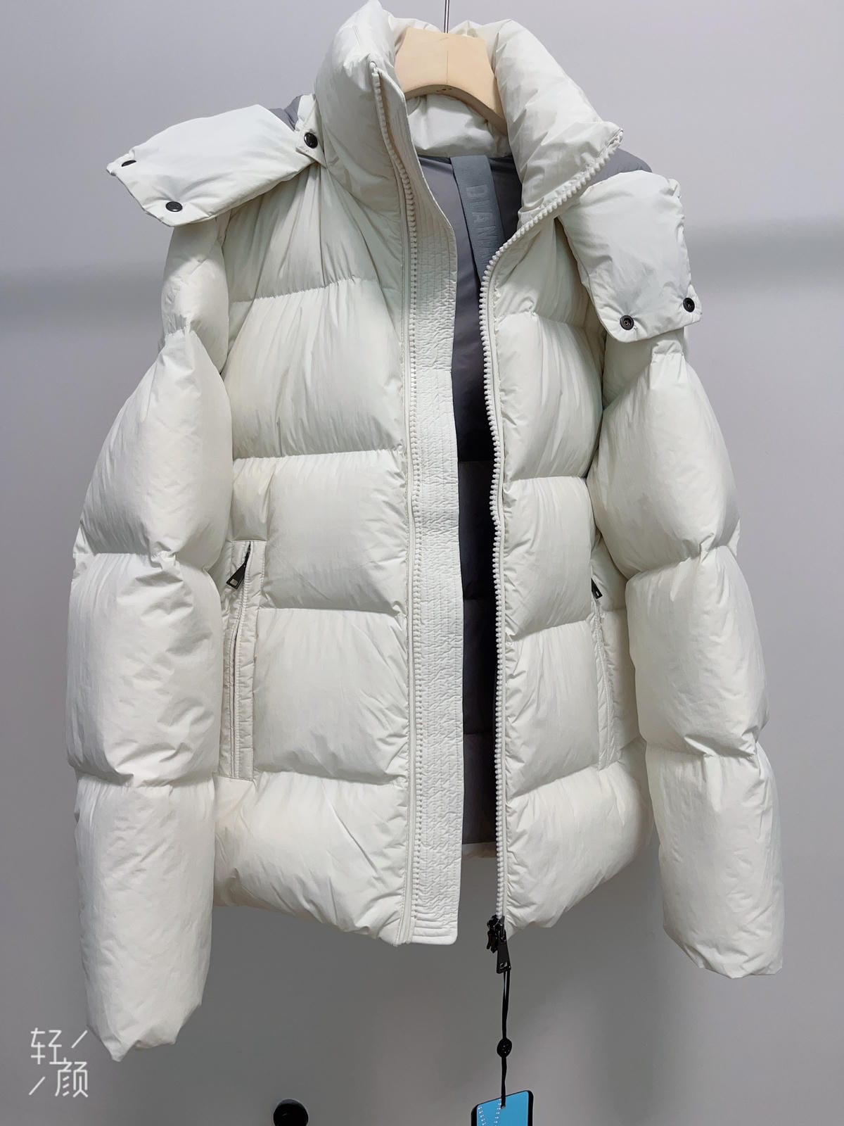 White Duck Down Hooded Jacket Puffy Fluffy Woman Cloud-like Soft Warm Unisex Man Pocket Hood Black 850FP Model2306