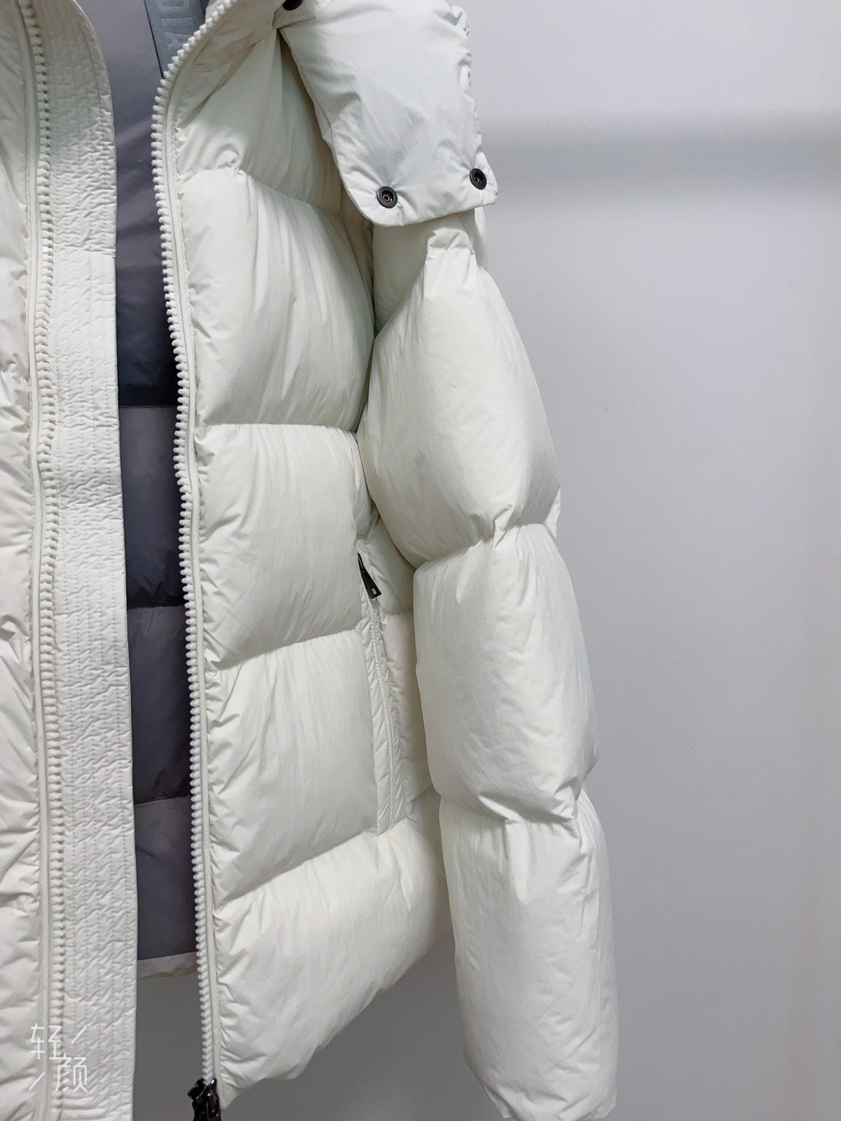 White Duck Down Hooded Jacket Puffy Fluffy Woman Cloud-like Soft Warm Unisex Man Pocket Hood Black 850FP Model2306