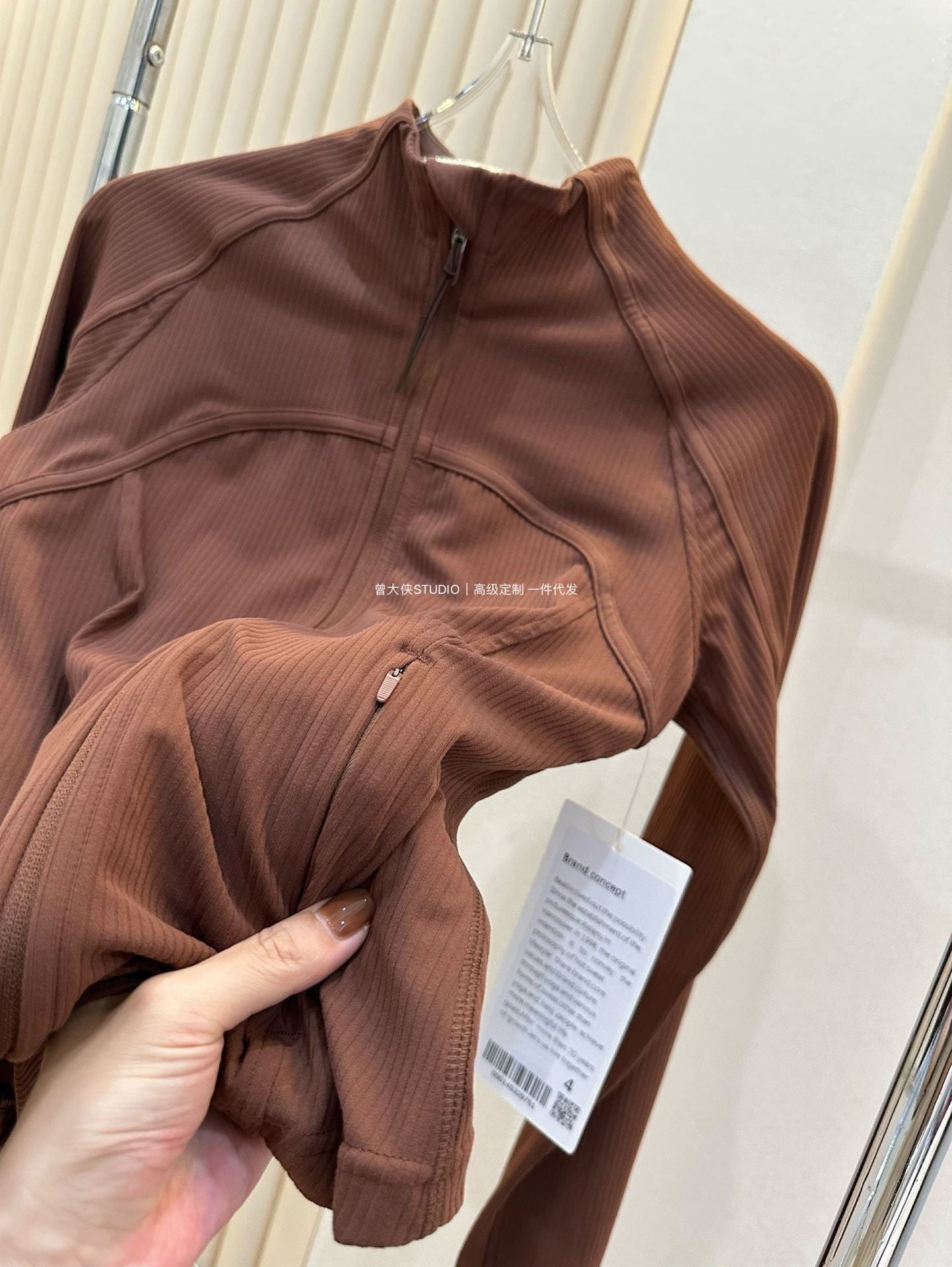 *Define Short Threaded Jacket lulu Yoga clothing for women, slim-fit outdoor fitness sun-protective sports slimming jacket