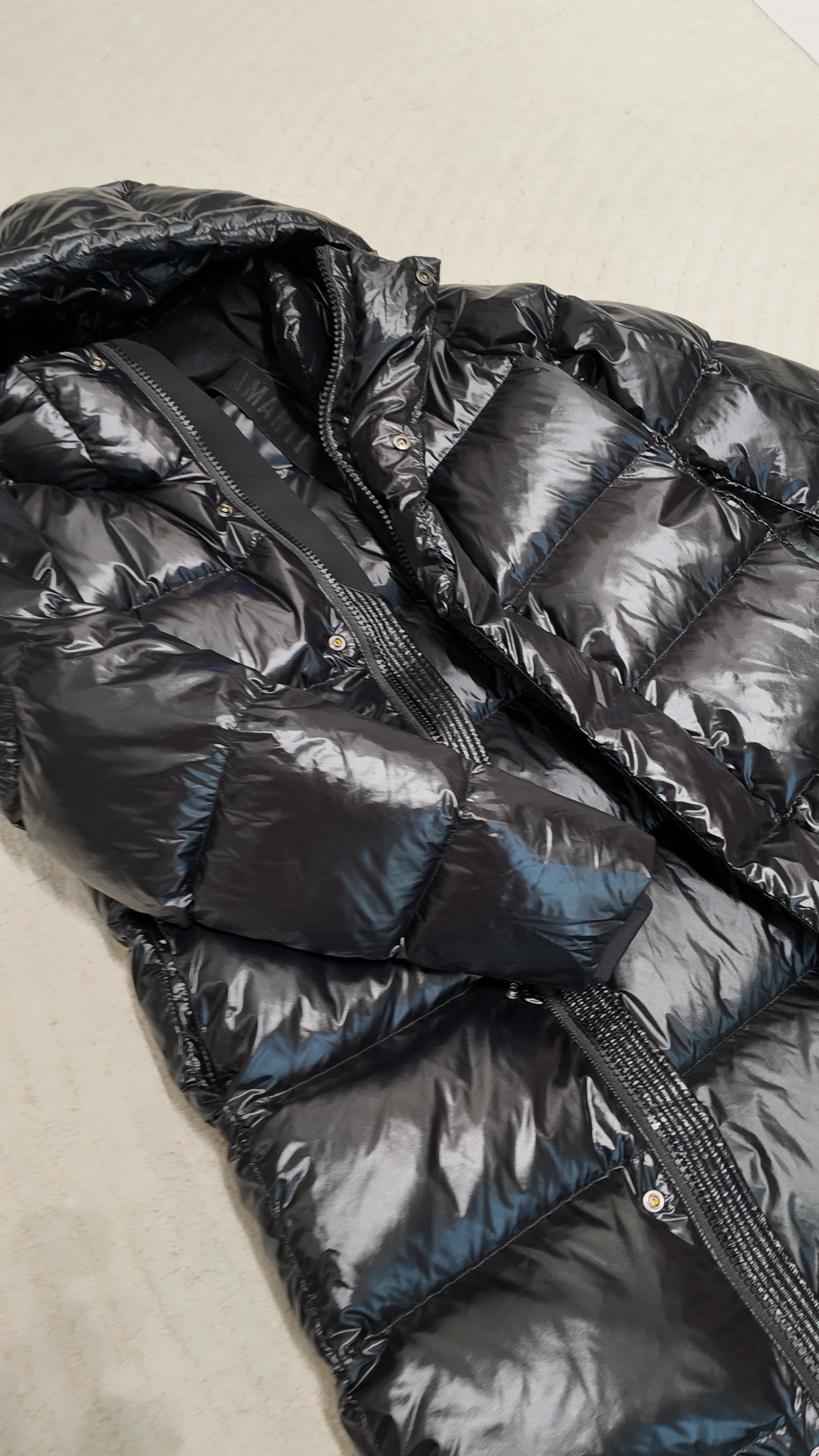 Long Duck Down Jacket With 7  horizontal baffles Hooded Warm Puffy Unisex Women Black White Grey Easy Clean 850FP model2360