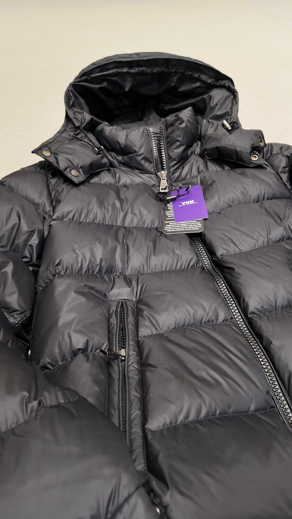 Goose DownJacket hooded  Man Unisex Endurable Easy Clean Warm Lightweight 850FP model 1903