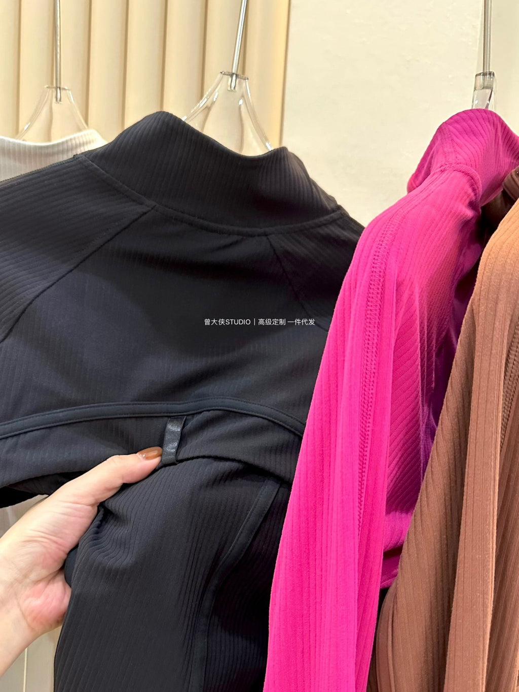 *Define Short Threaded Jacket lulu Yoga clothing for women, slim-fit outdoor fitness sun-protective sports slimming jacket