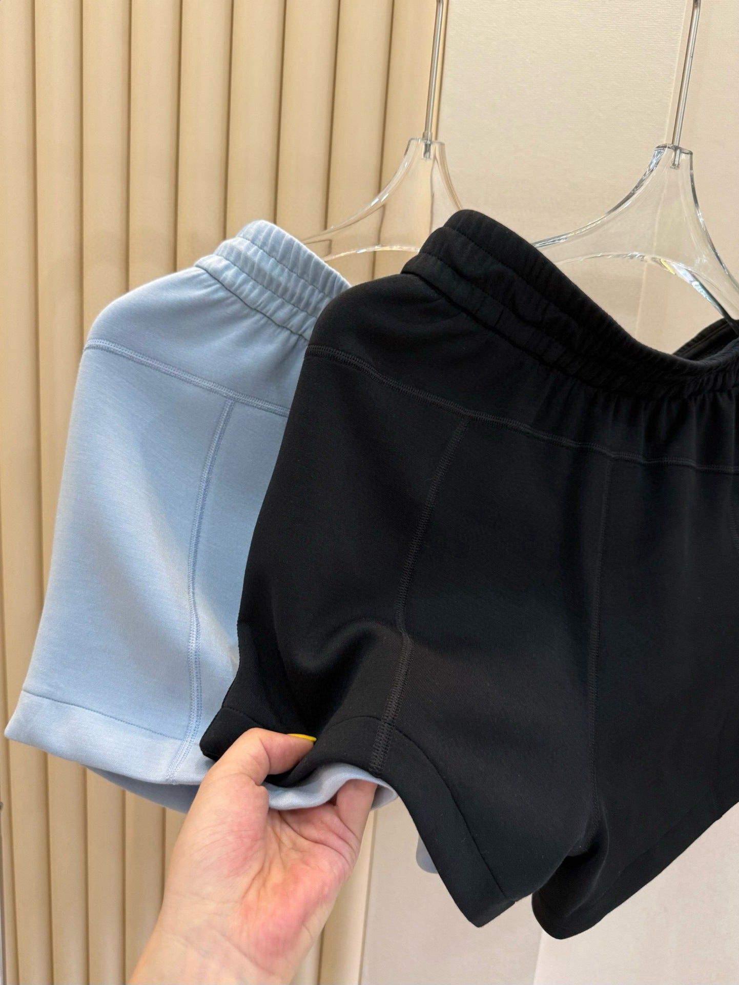 Softstreame Air Layer Movement 4Inch  Magic Pants Casual Loose Versatile Outdoor Summer Yoga Shorts