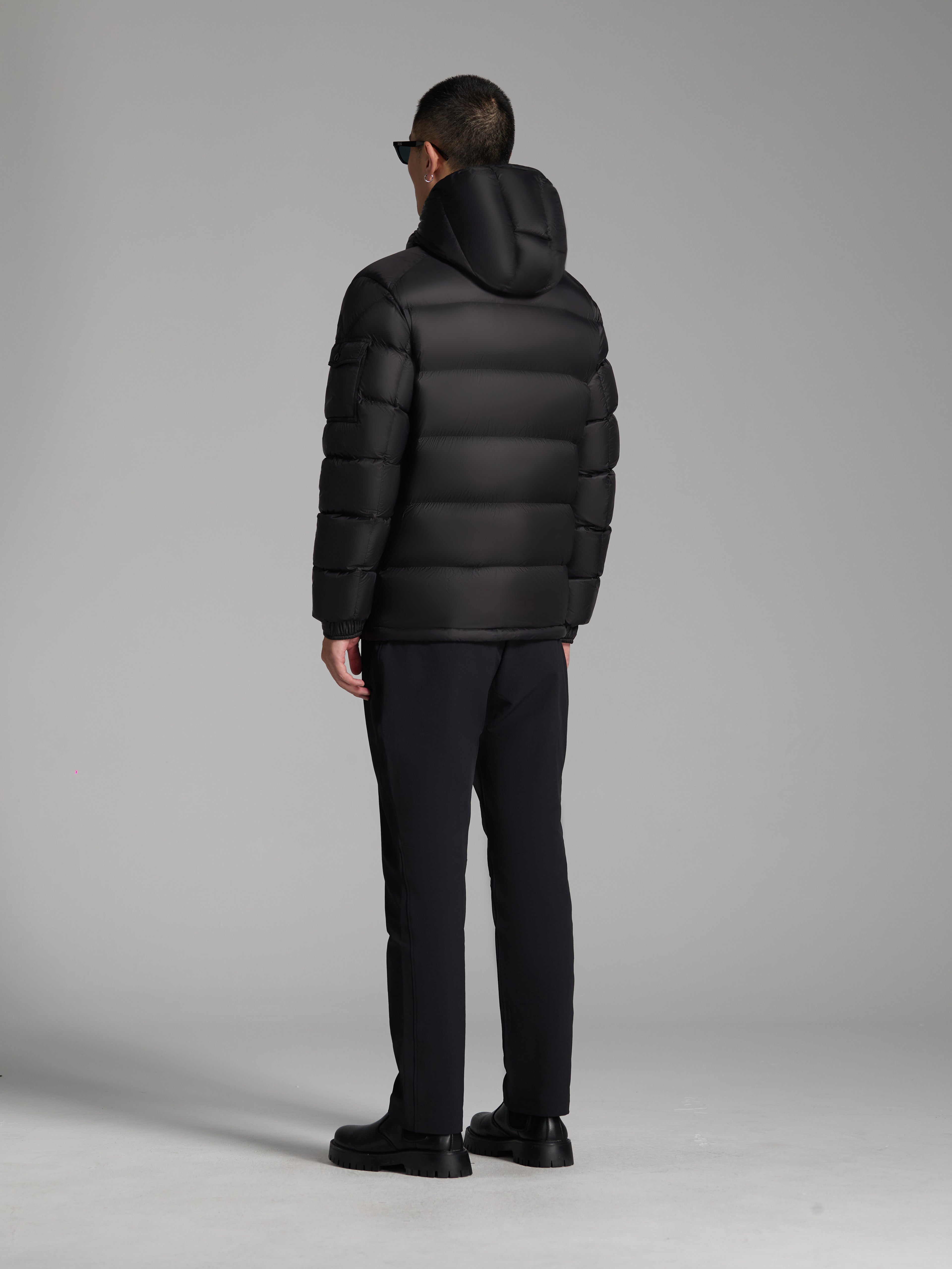 Goose DownJacket with Hat Zipper Man Woman Unisex Endurable Easy Clean Warm Light