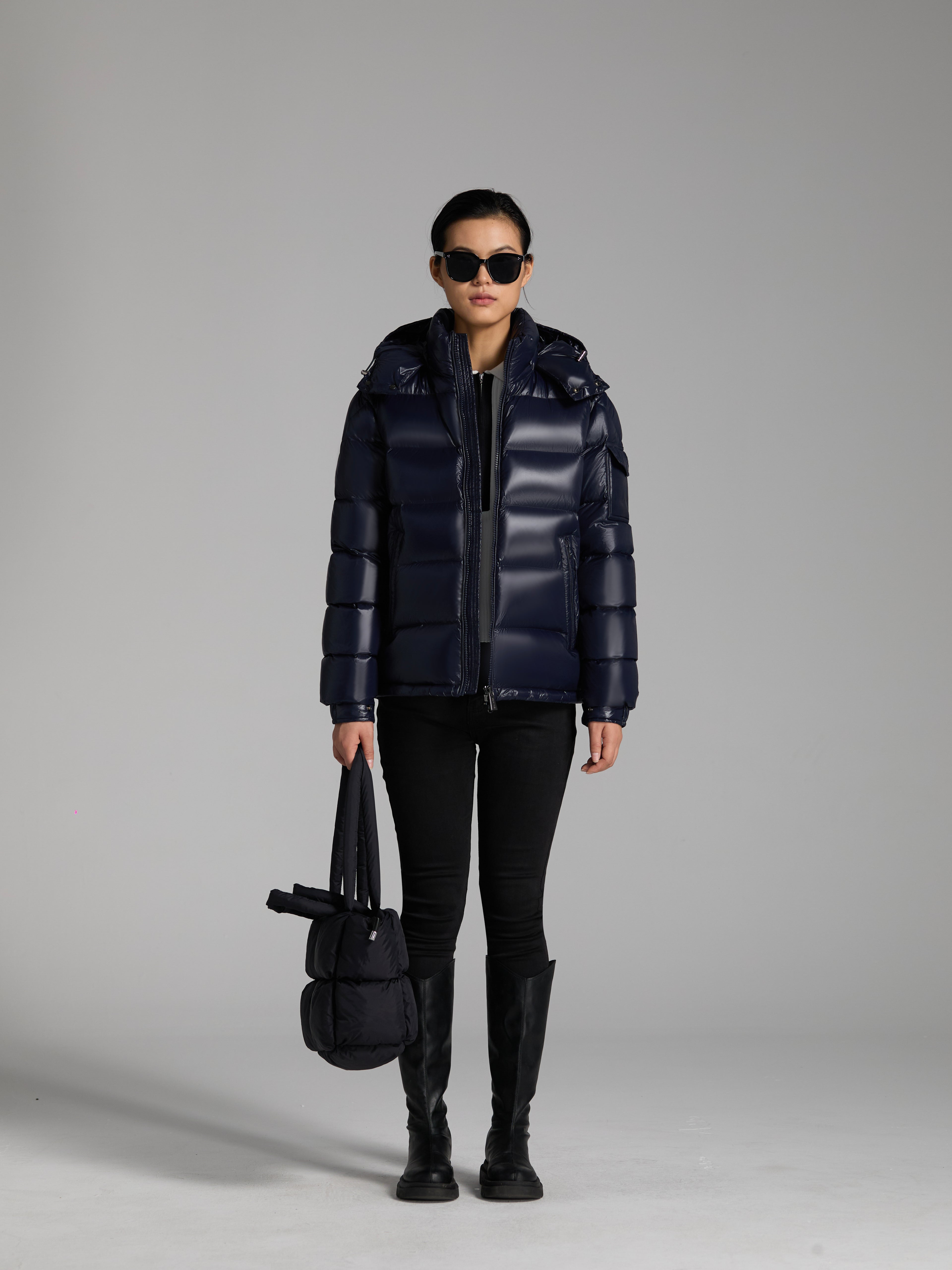 Goose DownJacket with Hat Zipper Man Woman Unisex Endurable Easy Clean Warm Light