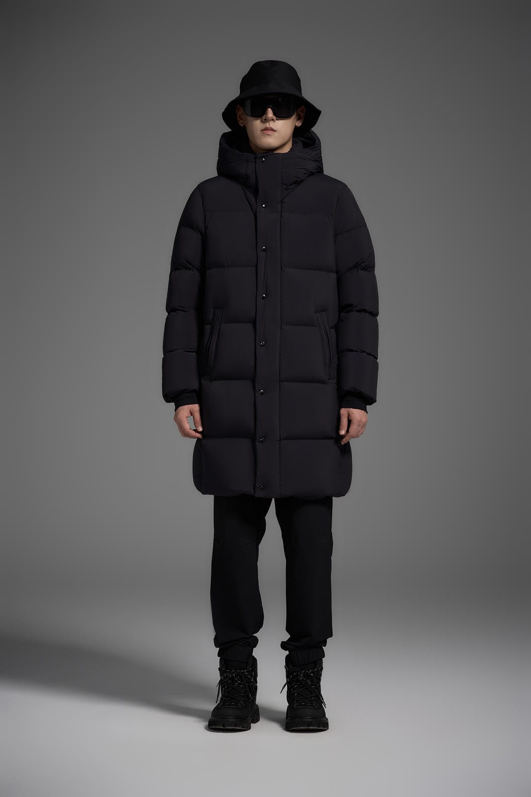 Long Duck Down Jacket With  6 horizontal baffles Hooded 850FP Warm Puffy Unisex Black Pocket Woman Man Easy Clean model 2323