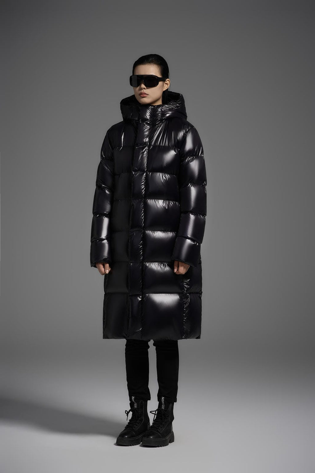 Long Duck Down Jacket With 7 horizontal baffles Hooded Warm Puffy Unisex Black White Grey Easy Clean 850FP model 2360
