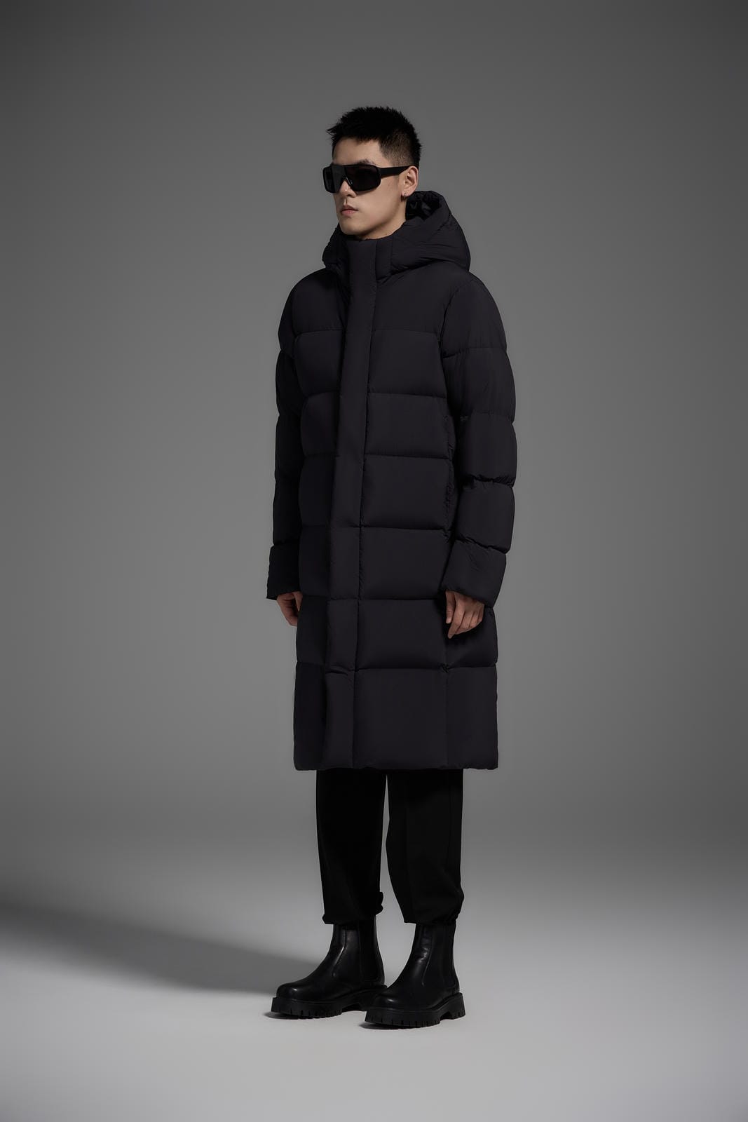 Long Duck Down Jacket With 7 horizontal baffles Hooded Warm Puffy Unisex Black White Grey Easy Clean 850FP model 2360